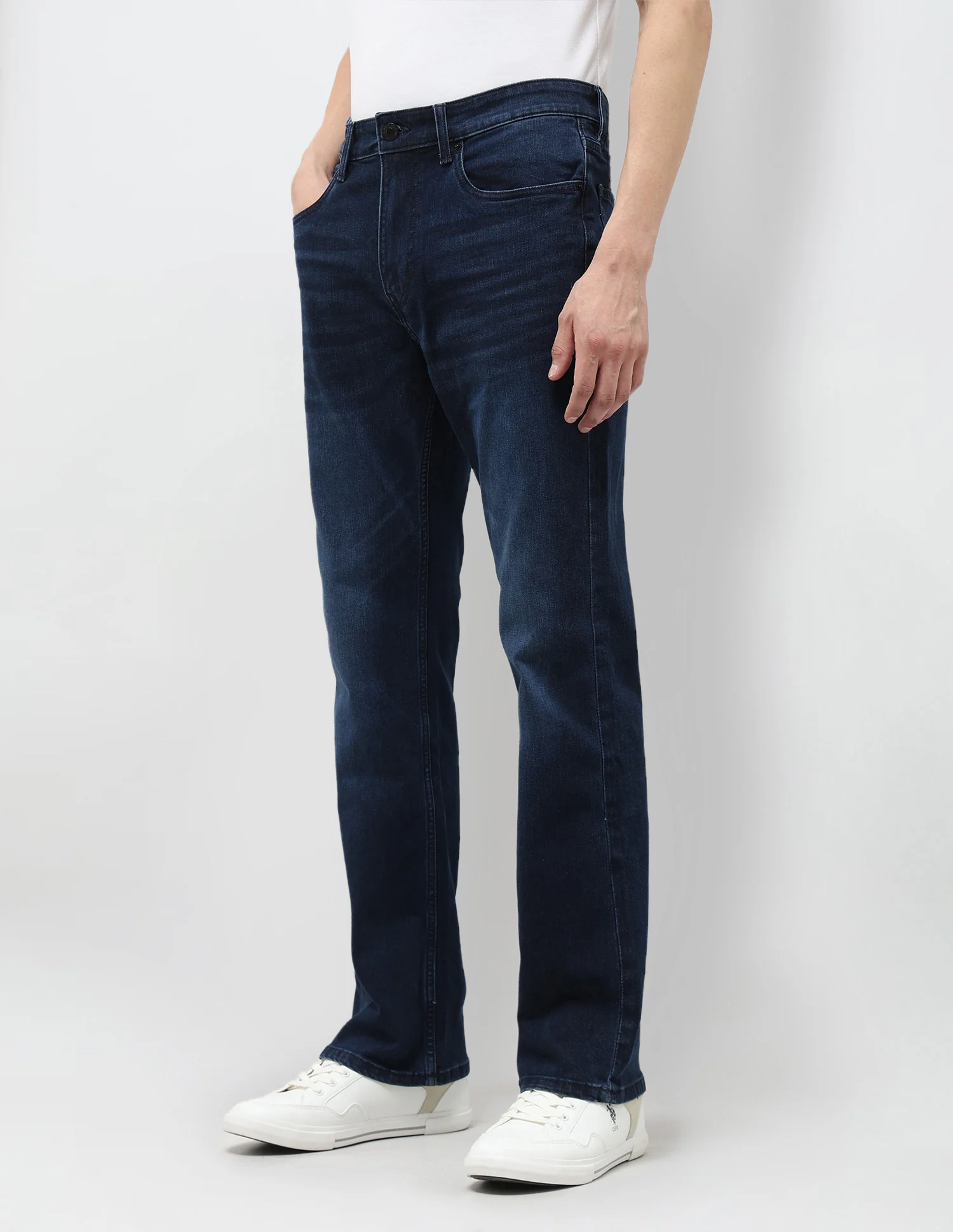 Connor Bootcut Blue Jeans - Image 4