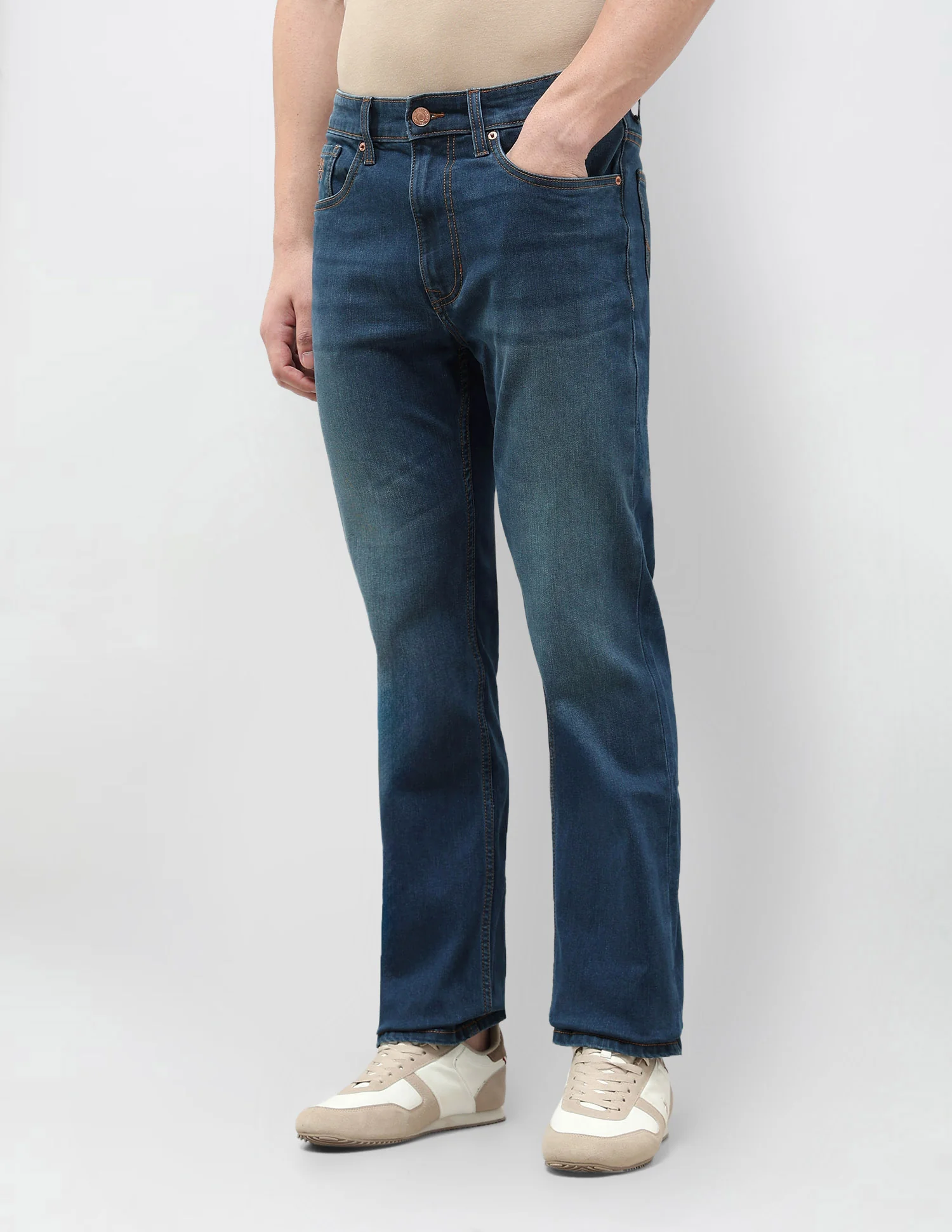 Connor Bootcut Blue Jeans - Image 4