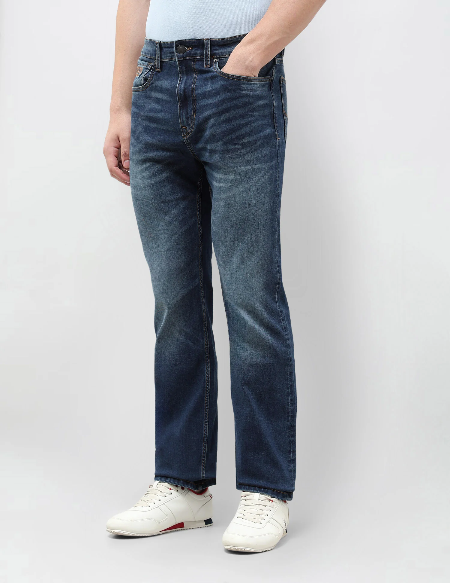 Connor Bootcut Blue Jeans - Image 4