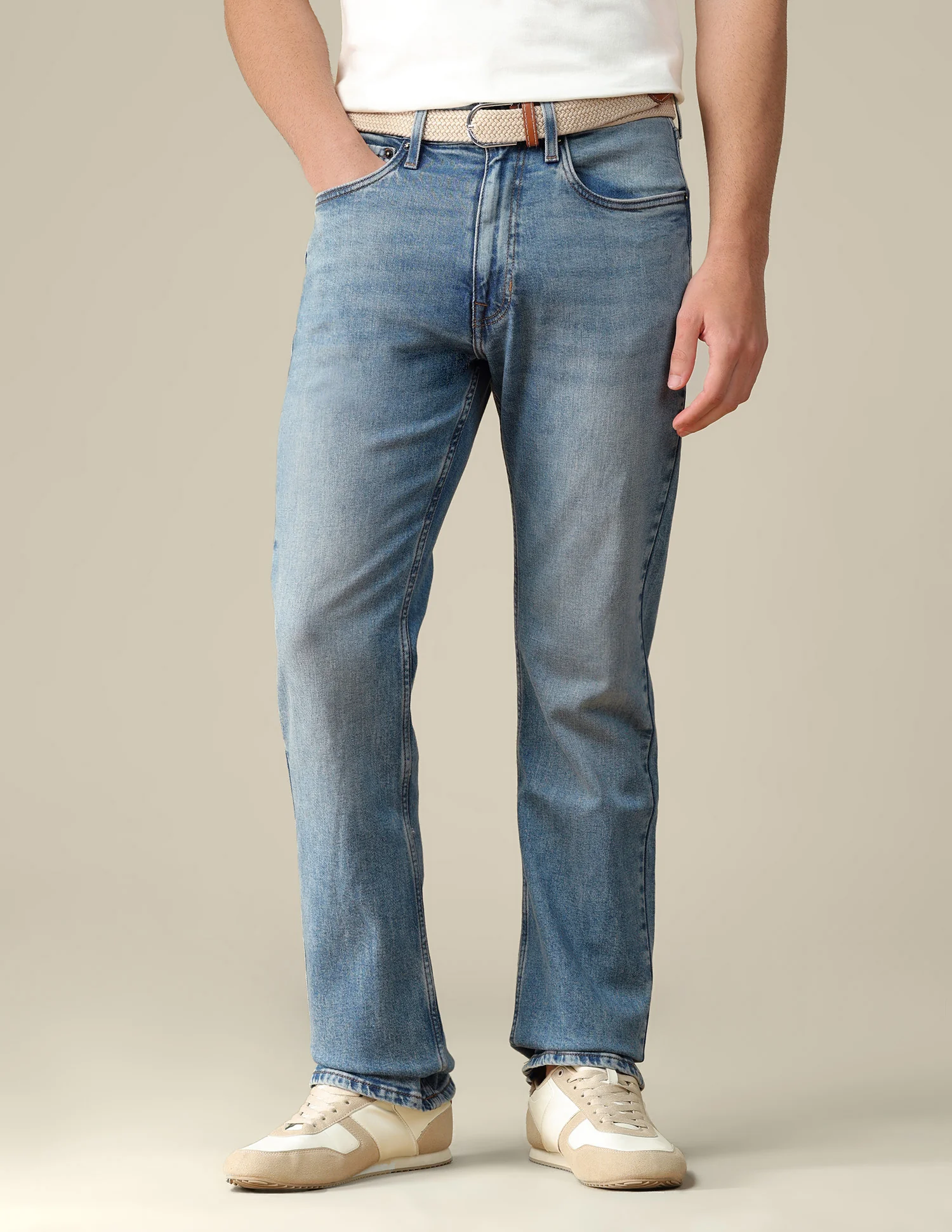 Connor Bootcut Fit Blue Jeans