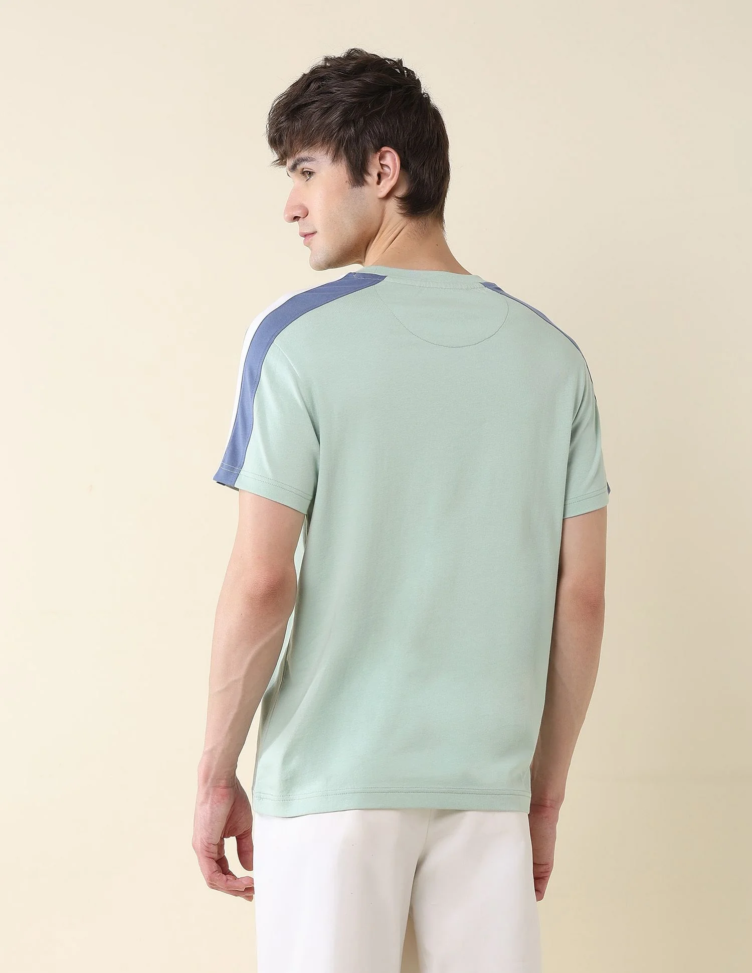 Contrast Tapped Slim Fit T-Shirt - Image 5