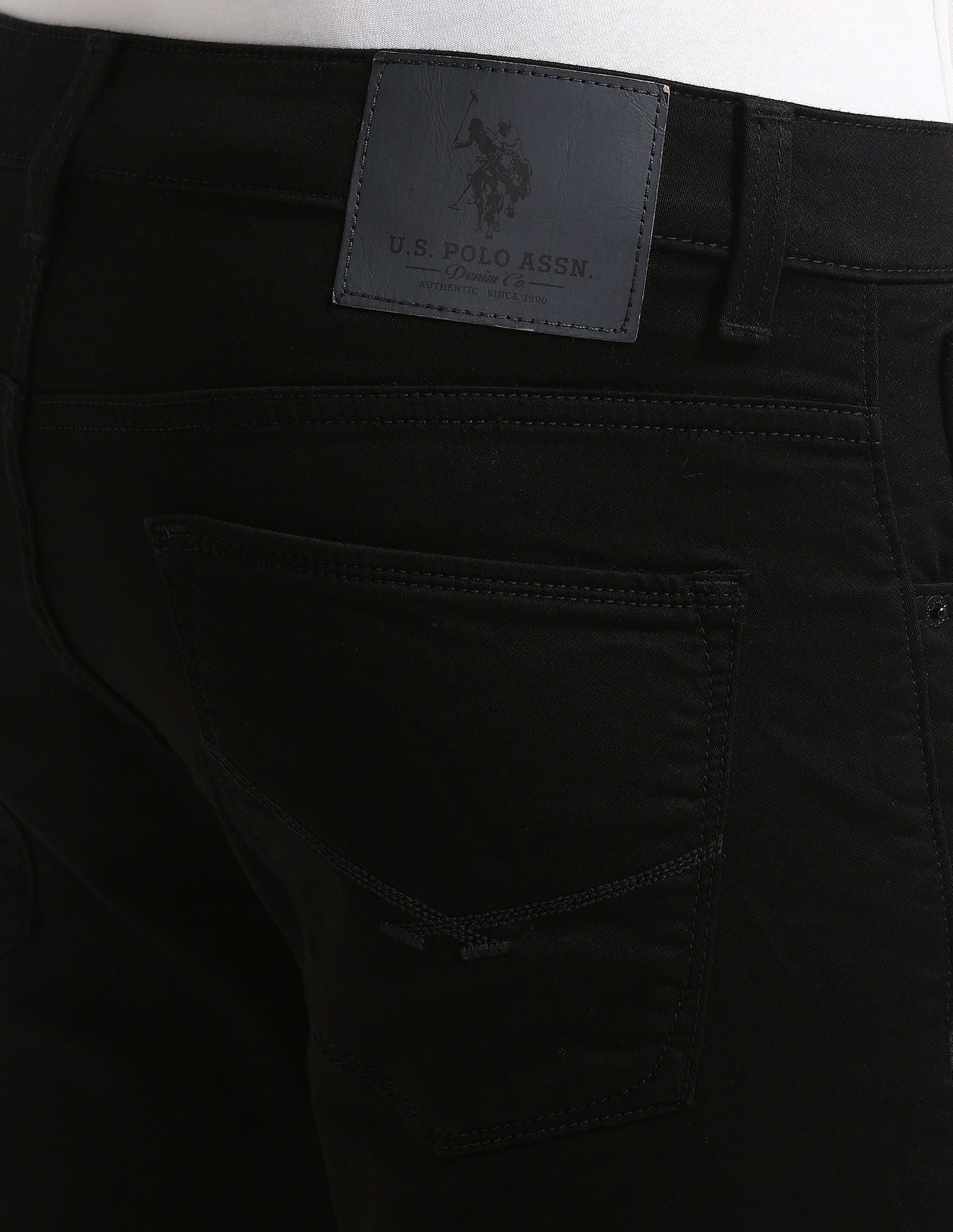 Henry Tapered Cropped Fit Black Jeans - Image 7