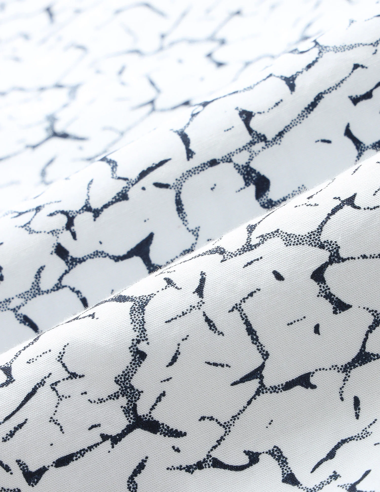 Cutaway Collar Cotton Shirt - Image 2