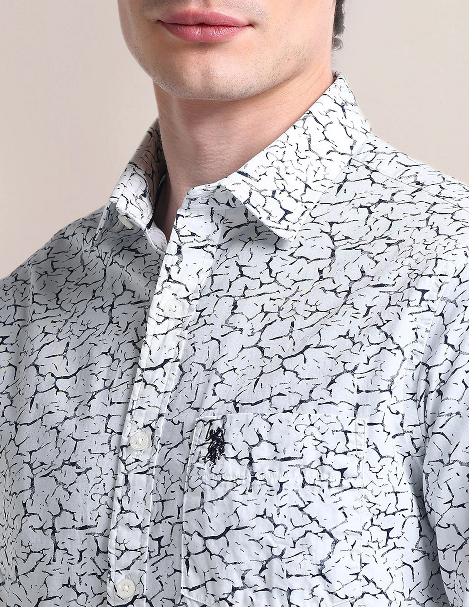 Cutaway Collar Cotton Shirt - Image 7