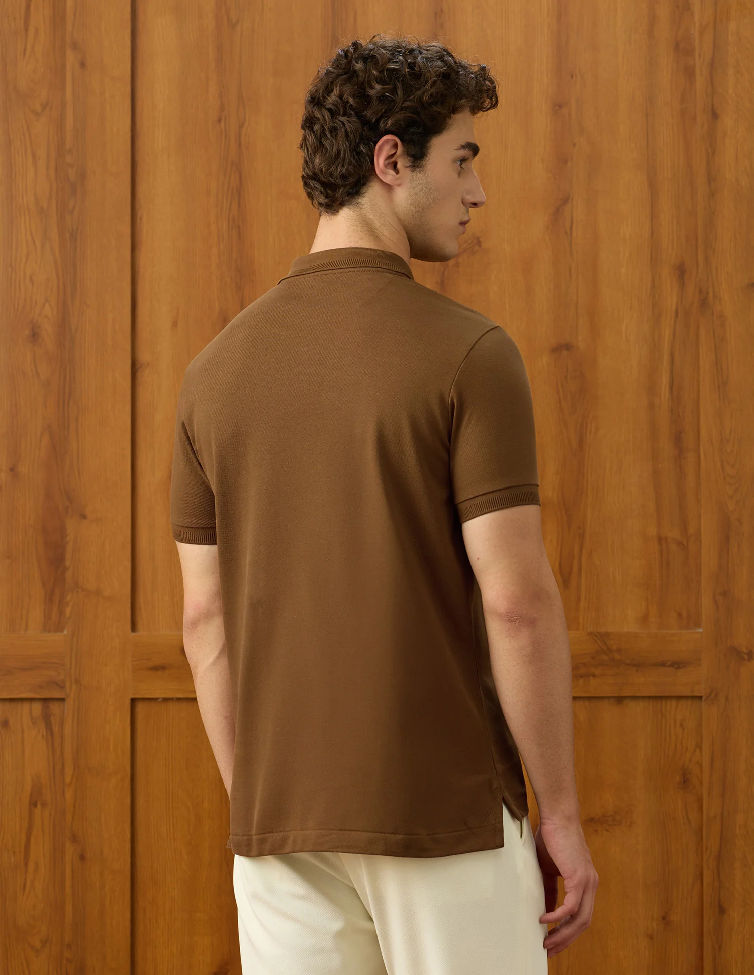 Elvenado Brand Embroidered Polo Shirt - Image 5