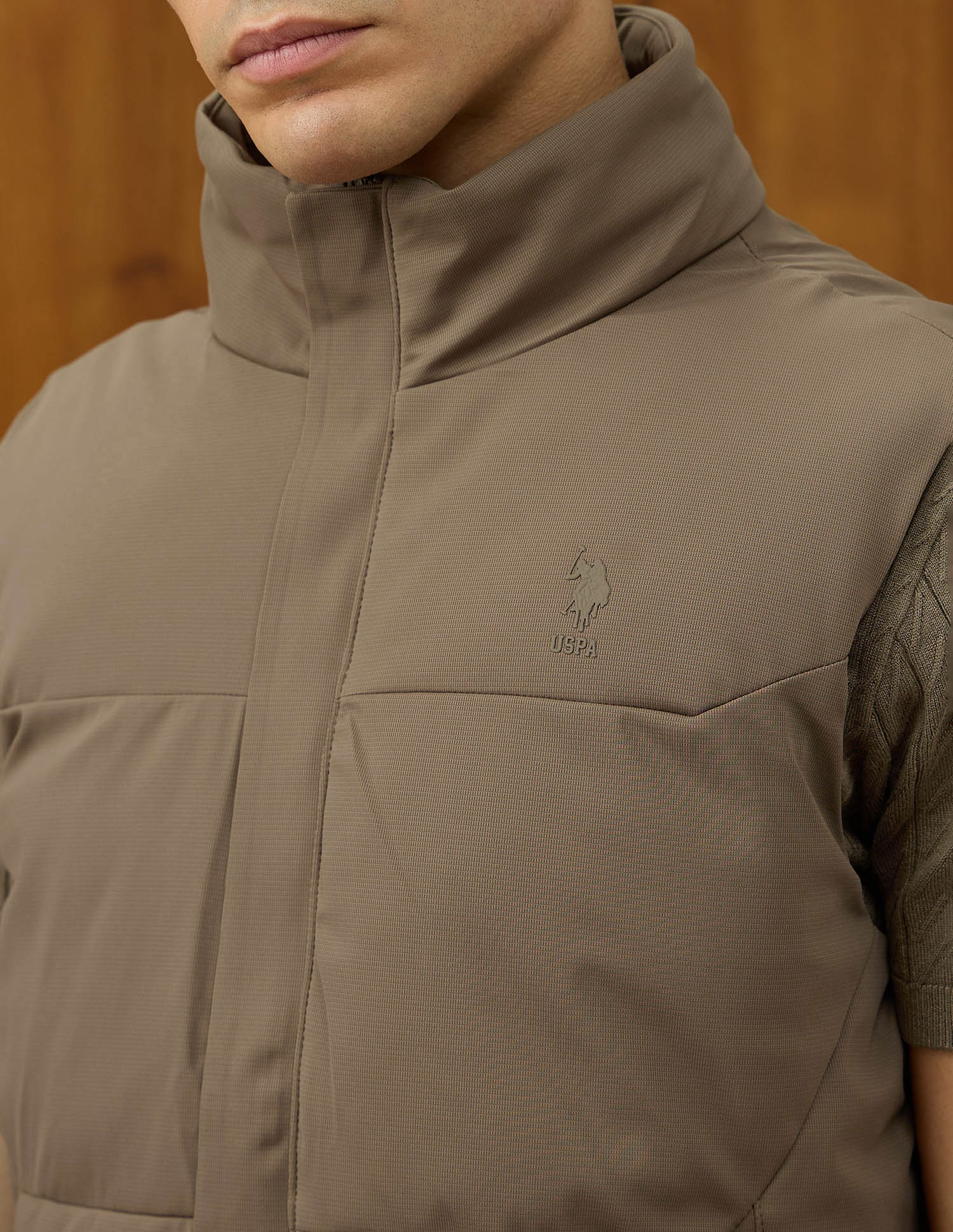Equestrian Aisle Theater Puffer Jacket - Image 10