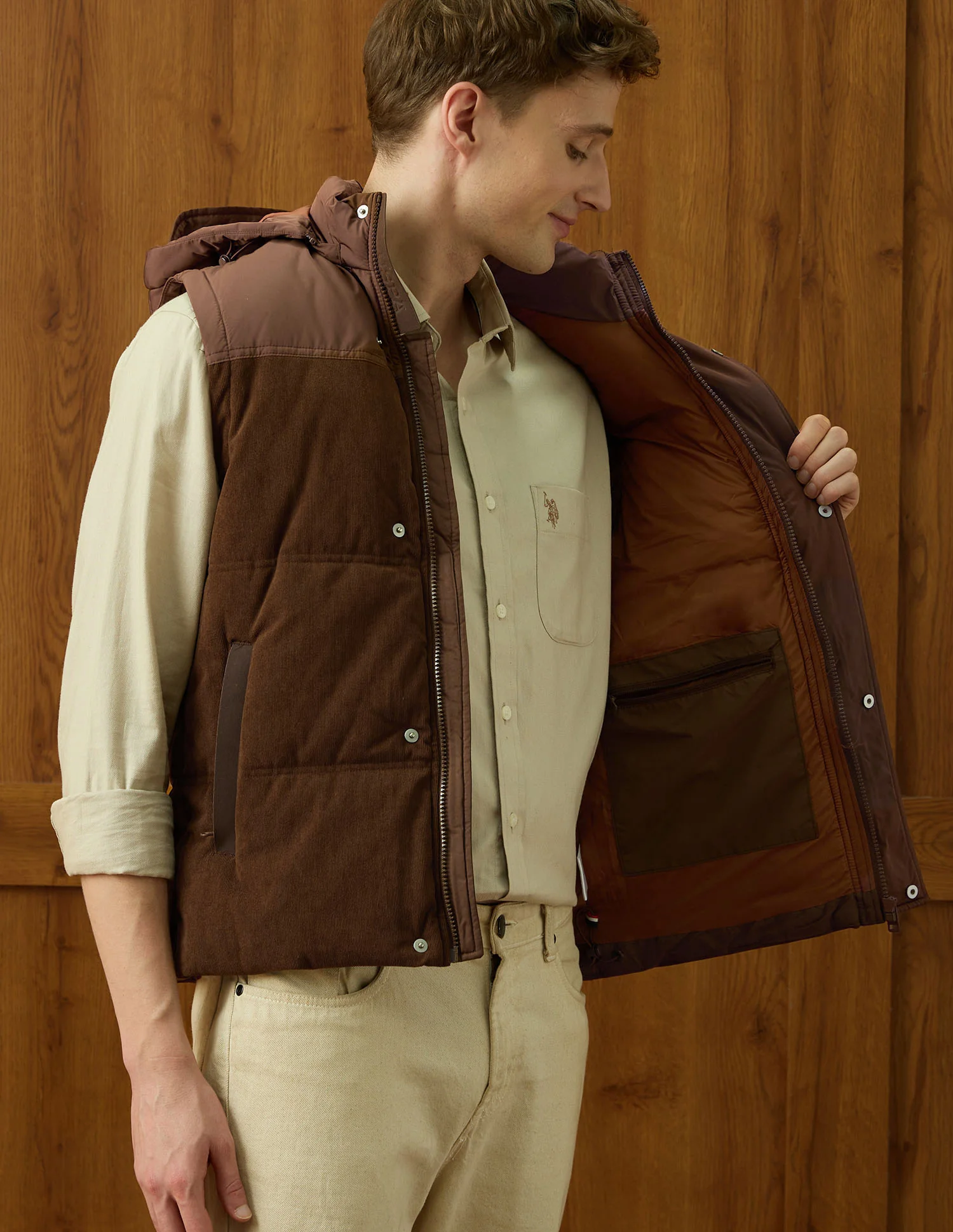 Equestrian Aisle Theater Puffer Regular Fit Jacket - Image 9