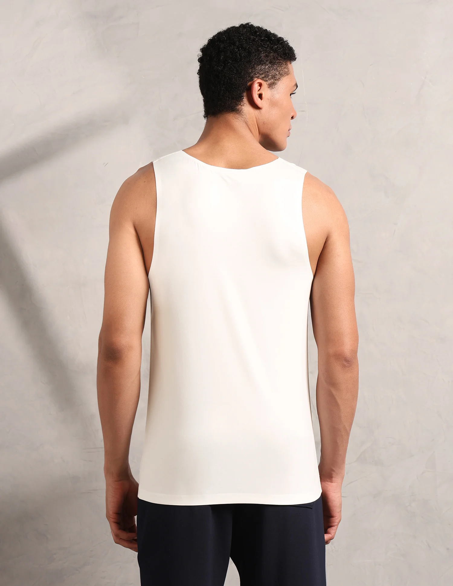 Essential Sports RV002 Seamless Vest - Image 5
