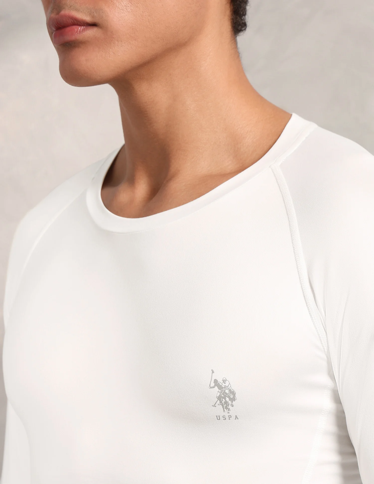 Essential Sports RV003 Compression T-Shirt - Image 7