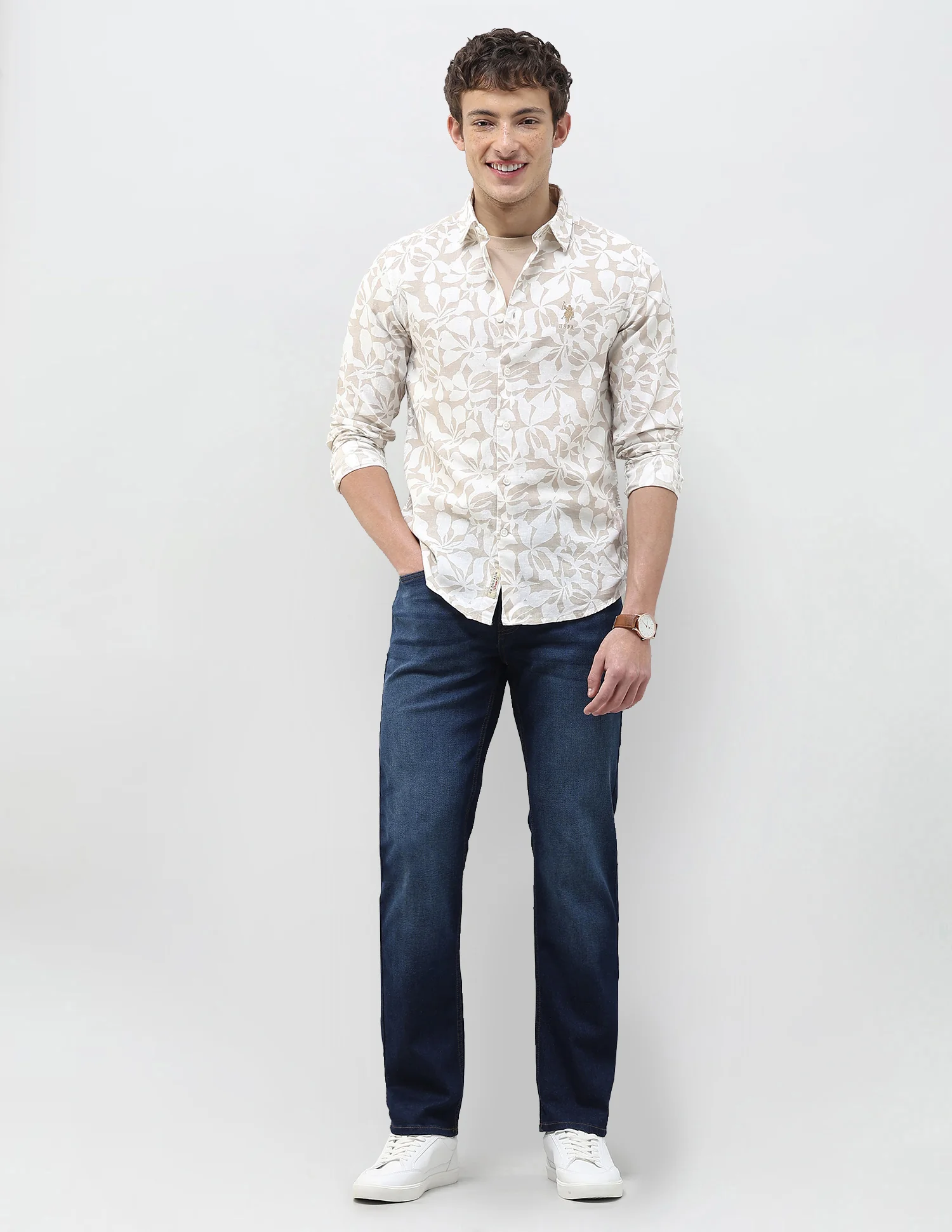 Floral Printed Regular Fit Shirt - Image 3