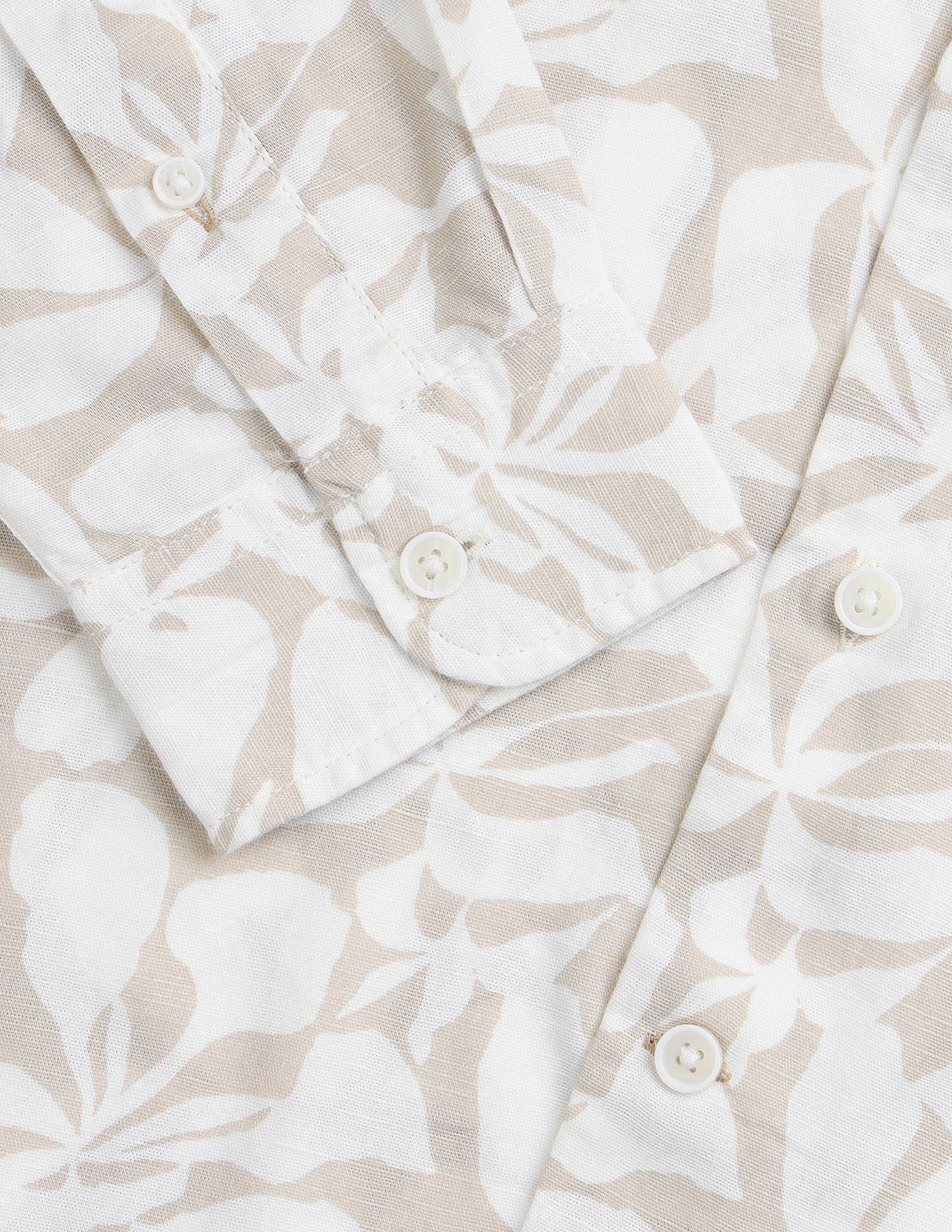 Floral Printed Regular Fit Shirt - Image 8