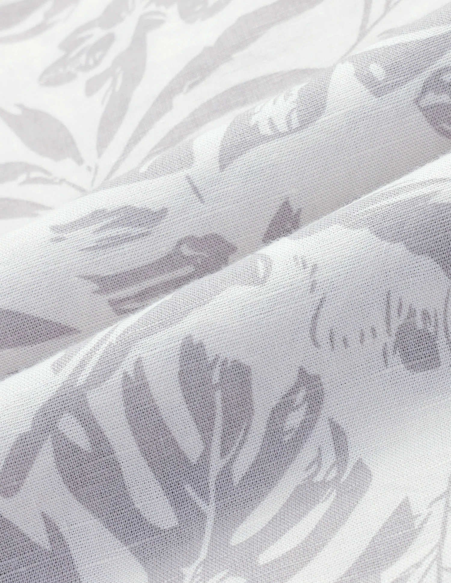 Floral Printed Regular Fit Shirt - Image 2