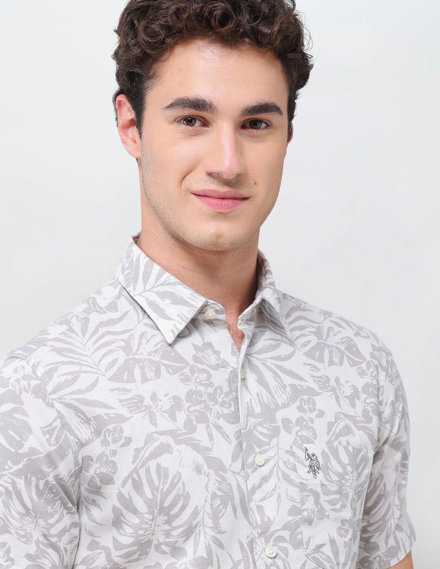 Floral Printed Regular Fit Shirt - Image 7