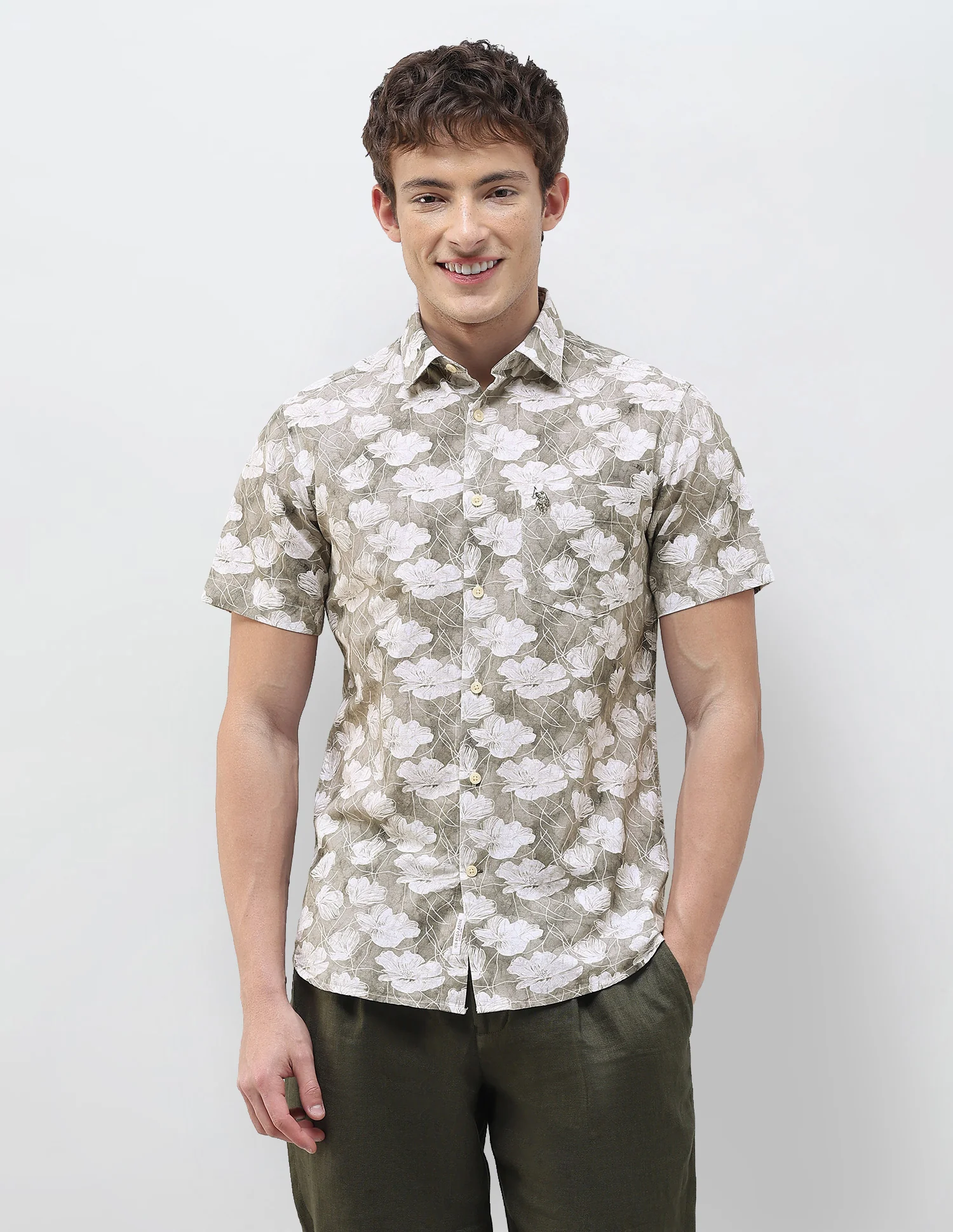 Floral Printed Regular Fit Shirt - Image 6