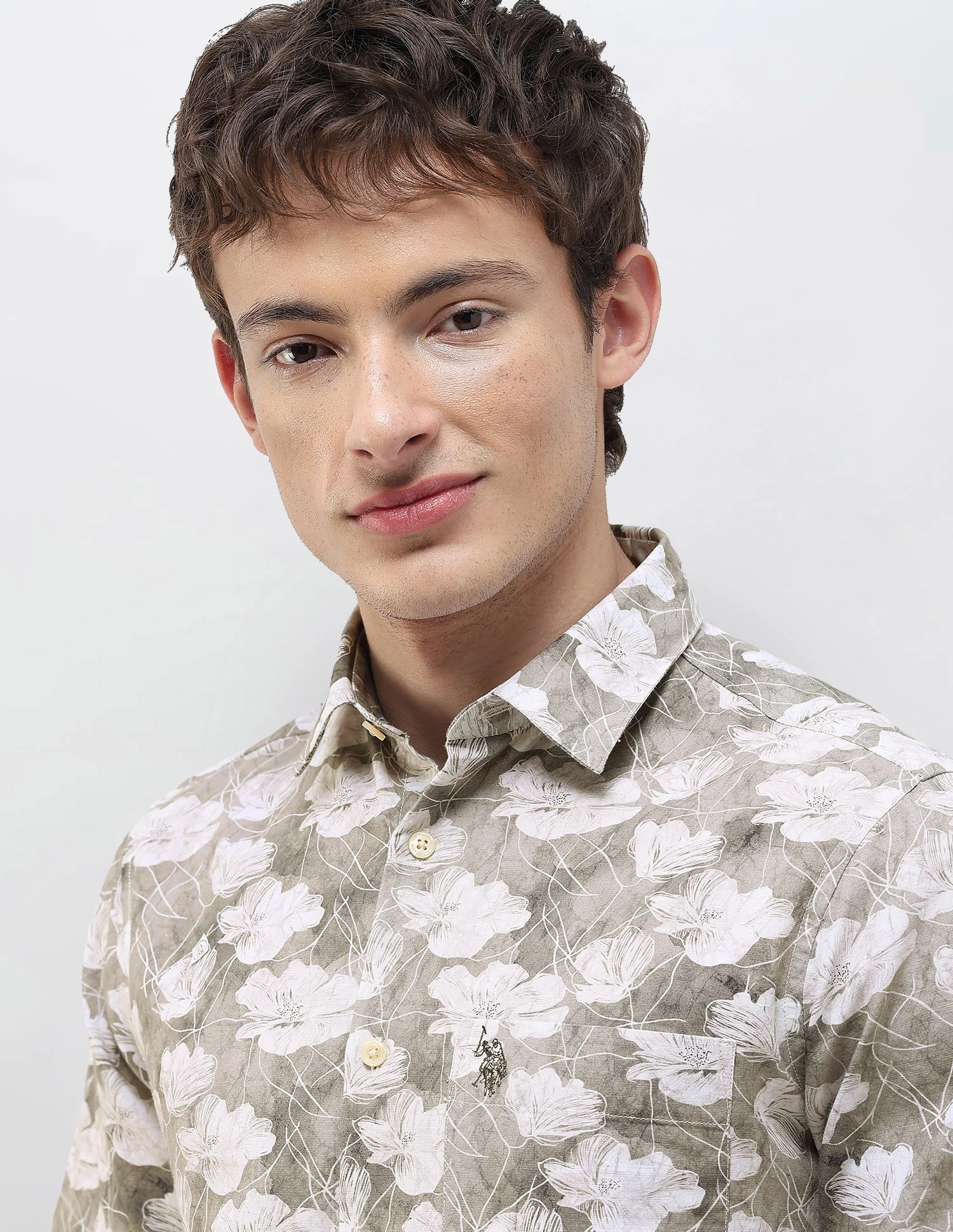 Floral Printed Regular Fit Shirt - Image 7