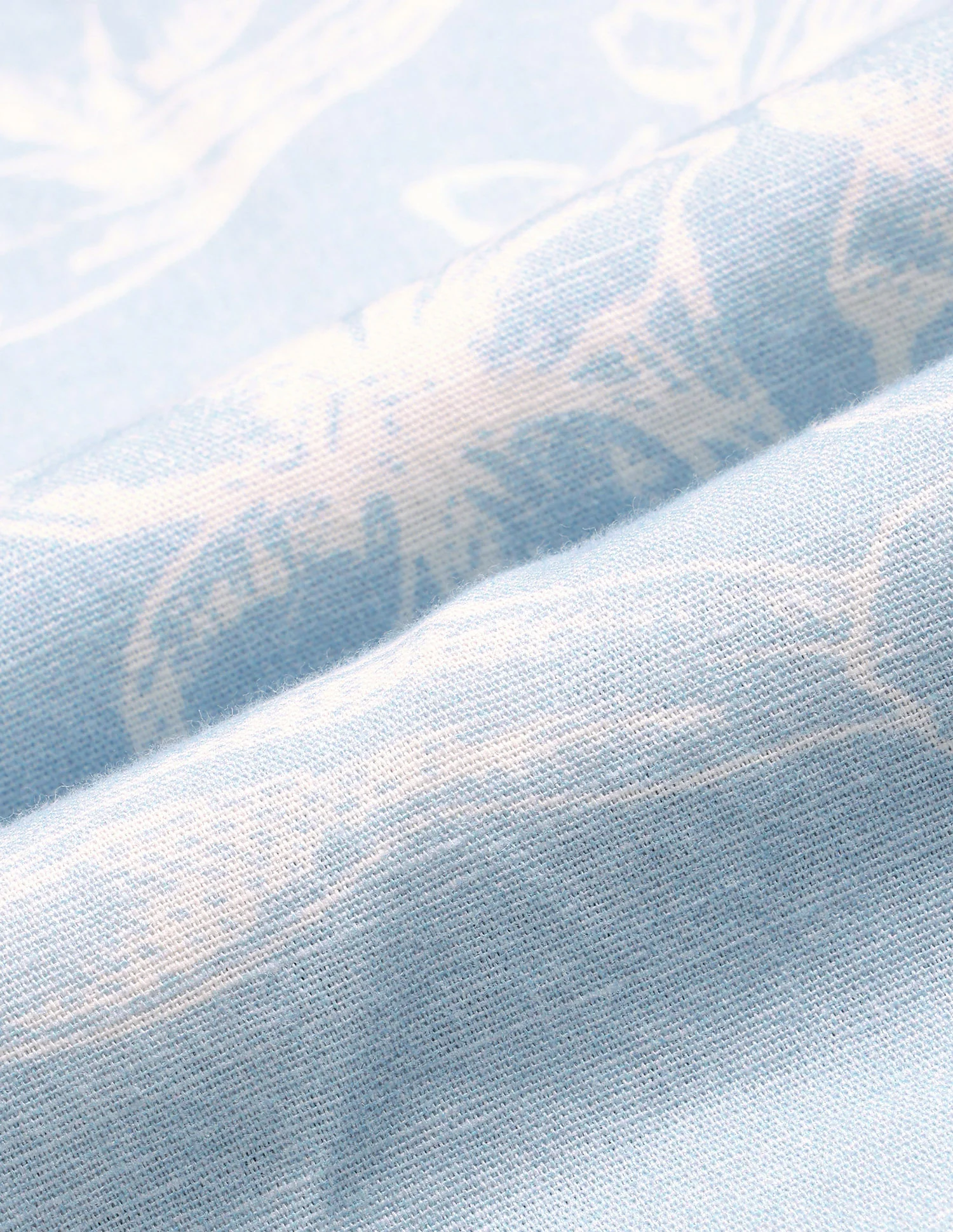 Floral Printed Regular Fit Shirt - Image 2