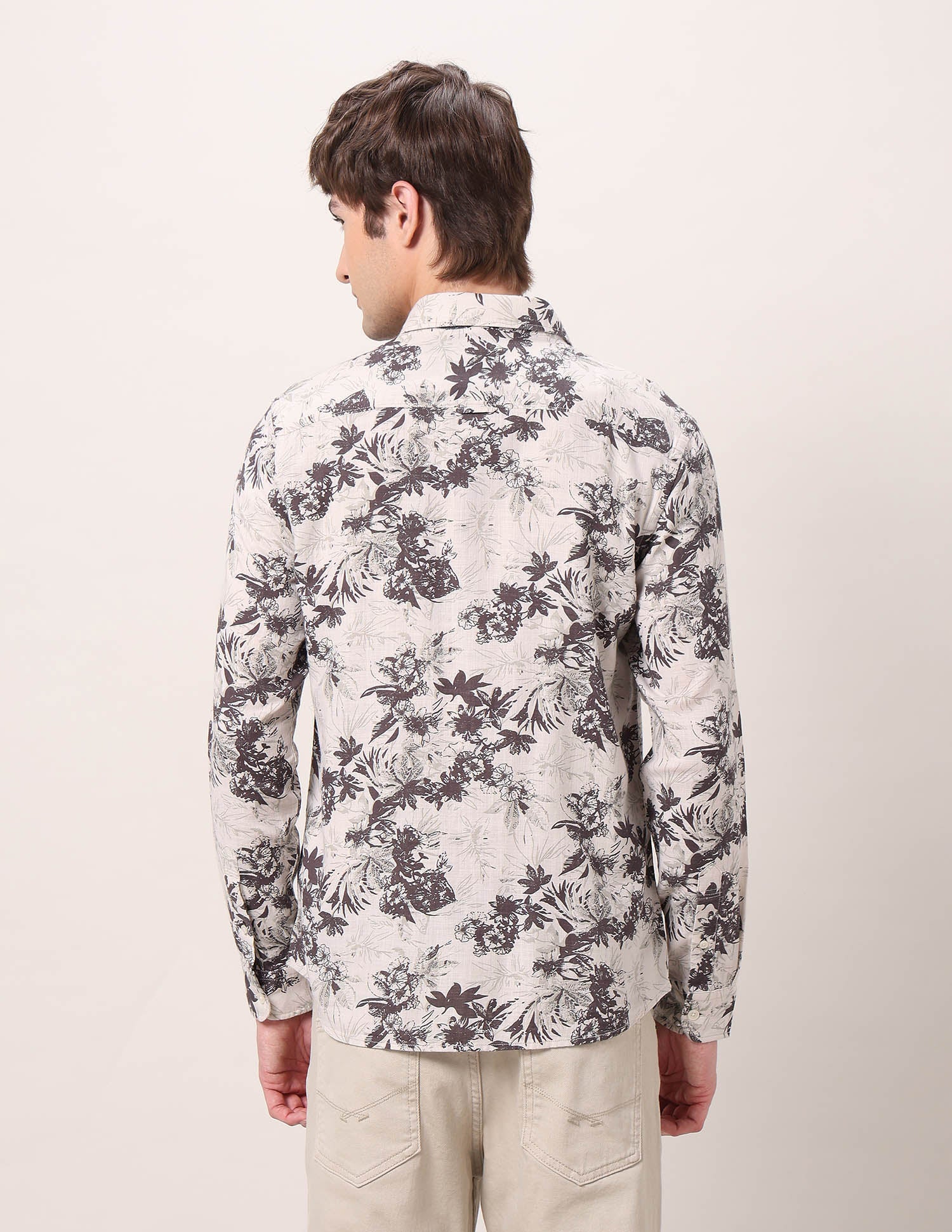 Floral Printed Regular Fit Shirt - Image 5
