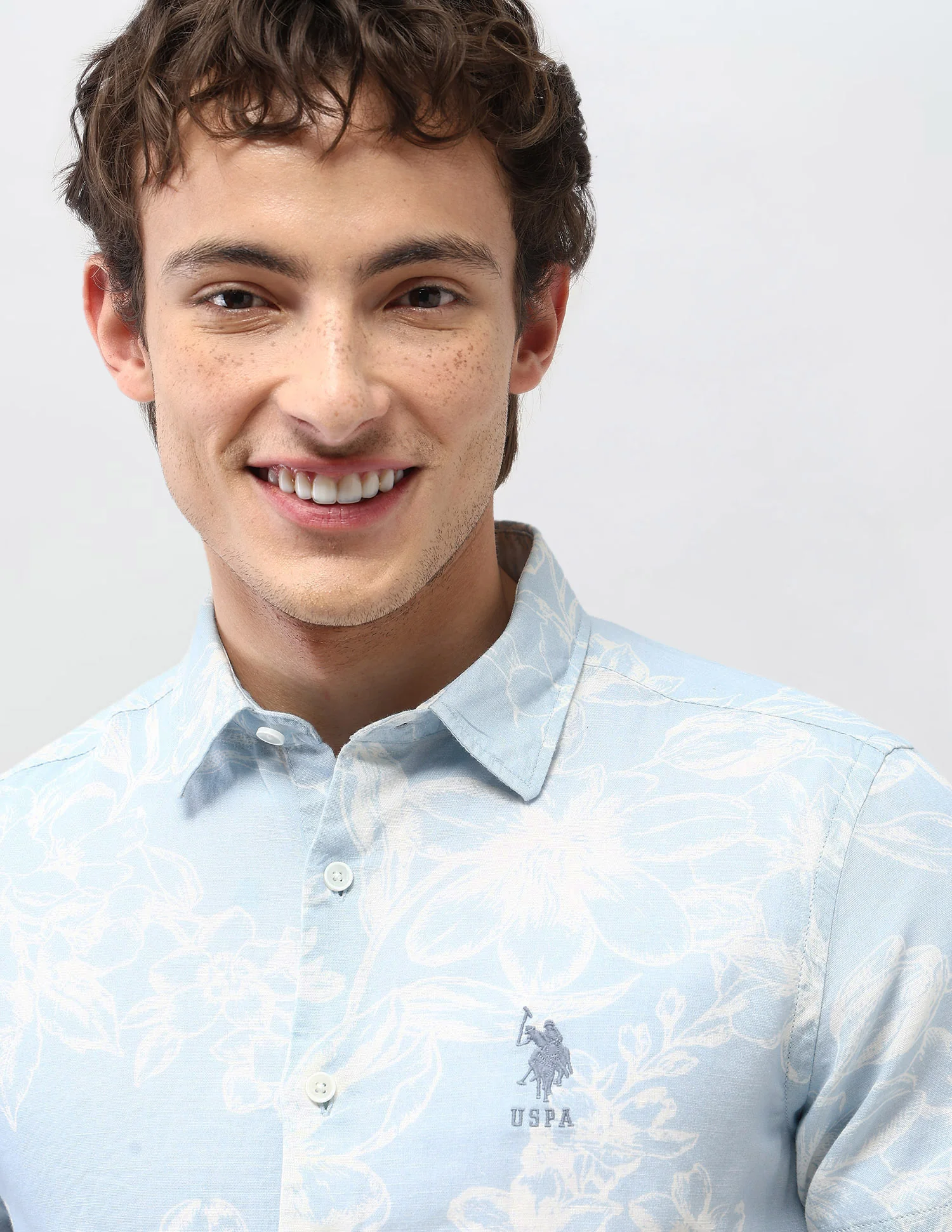 Floral Printed Regular Fit Shirt - Image 7