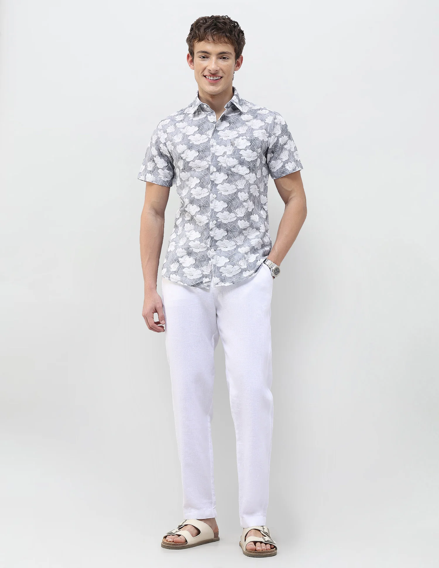 Floral Printed Regular Fit Shirt - Image 3