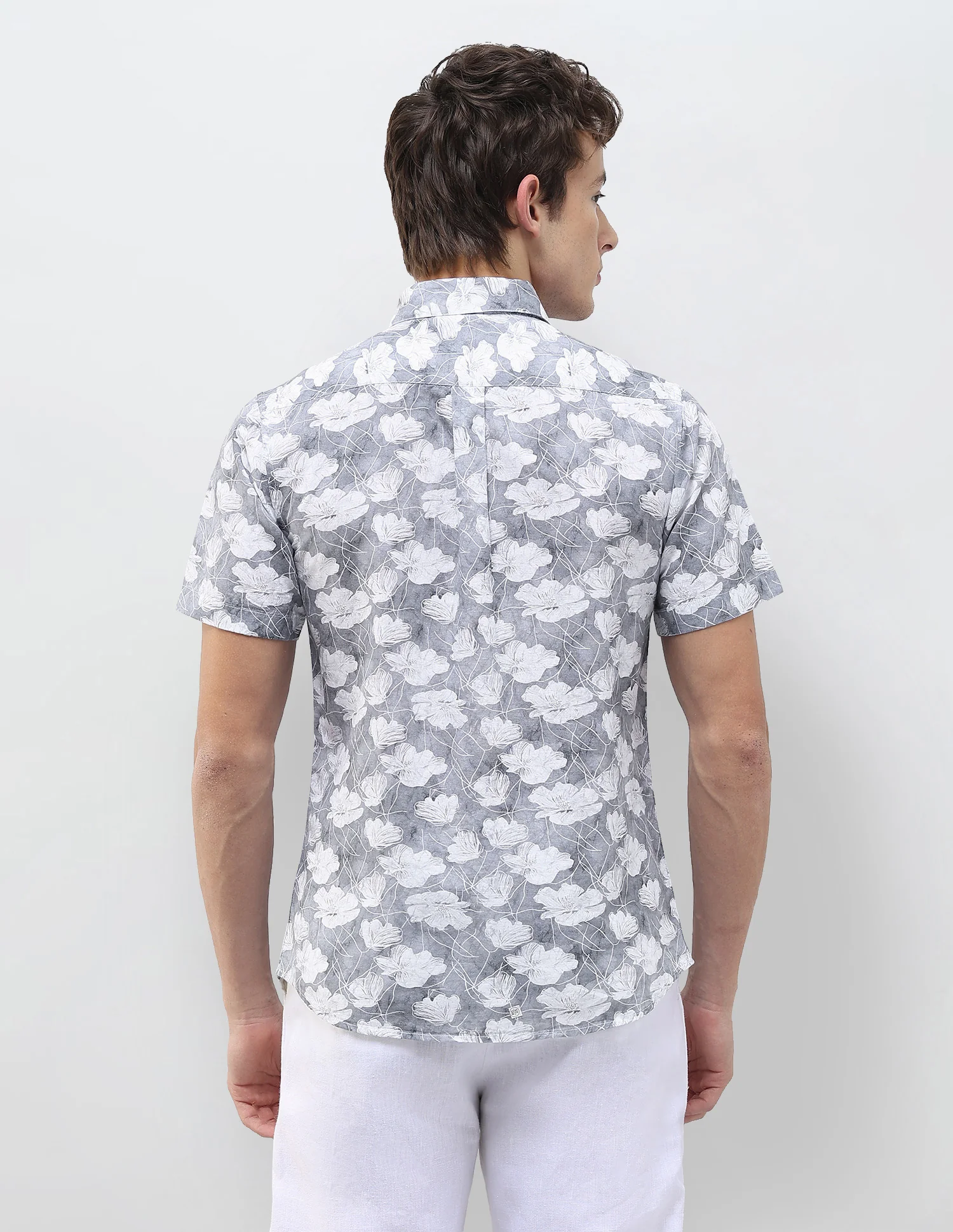Floral Printed Regular Fit Shirt - Image 5