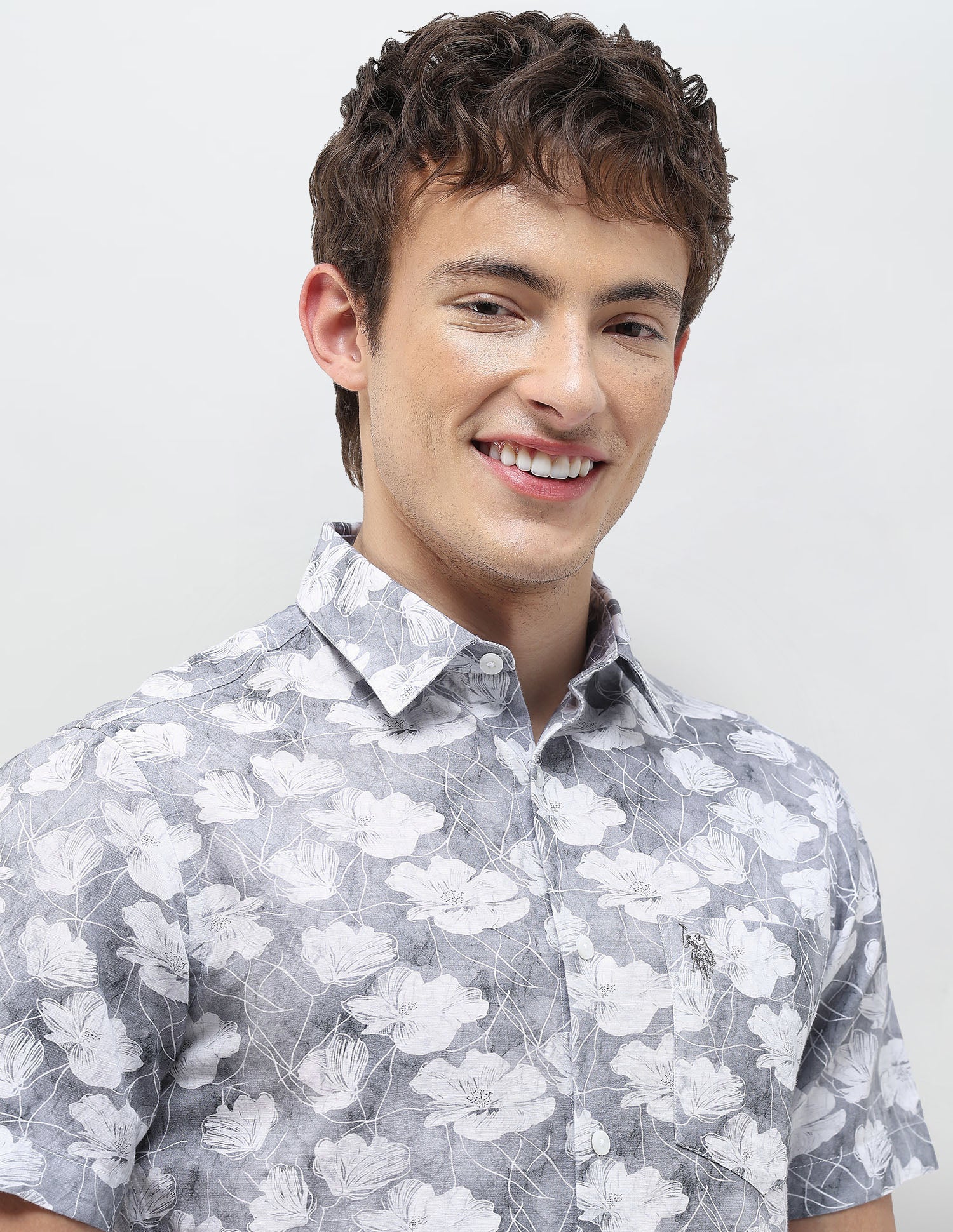 Floral Printed Regular Fit Shirt - Image 7