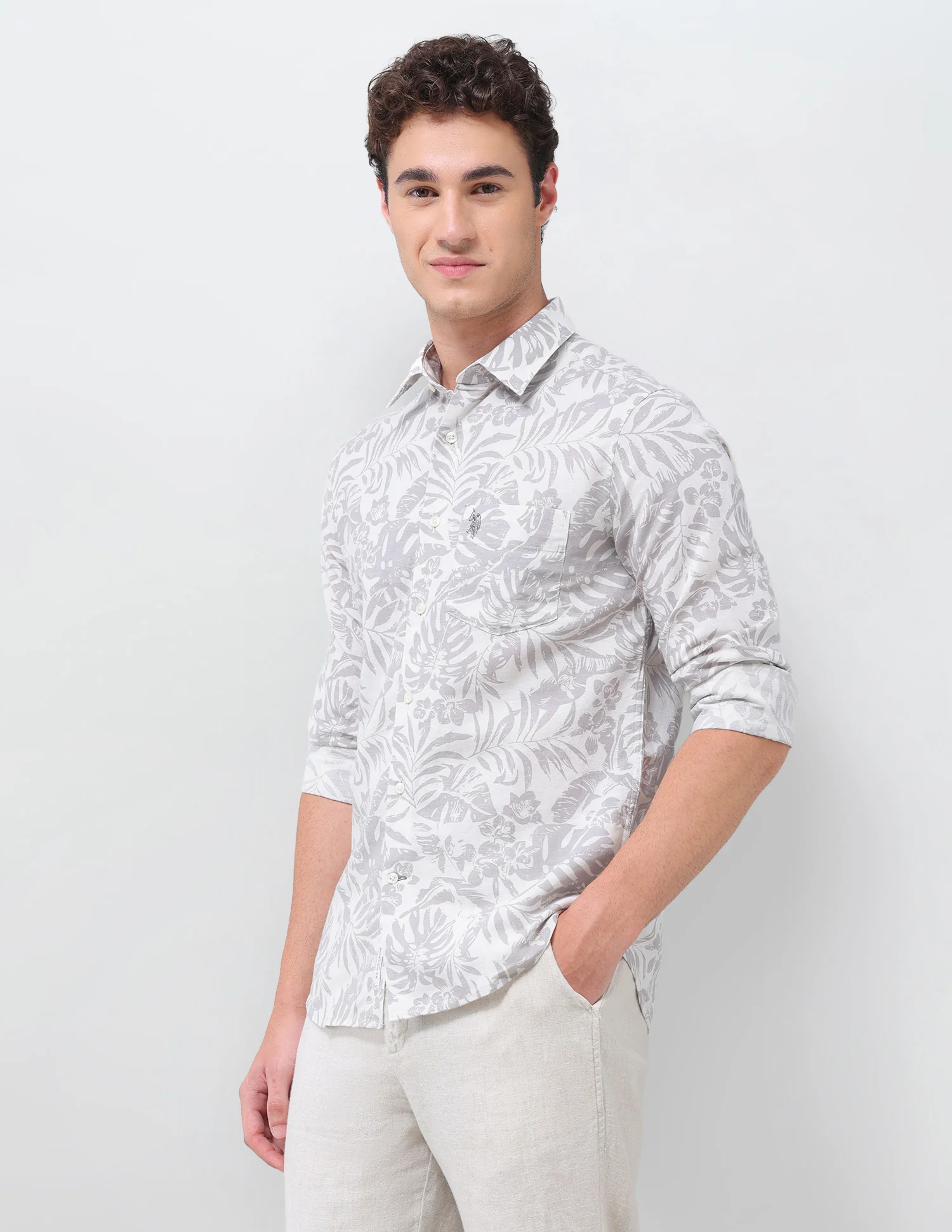 Floral Printed Regular Fit Shirt - Image 4
