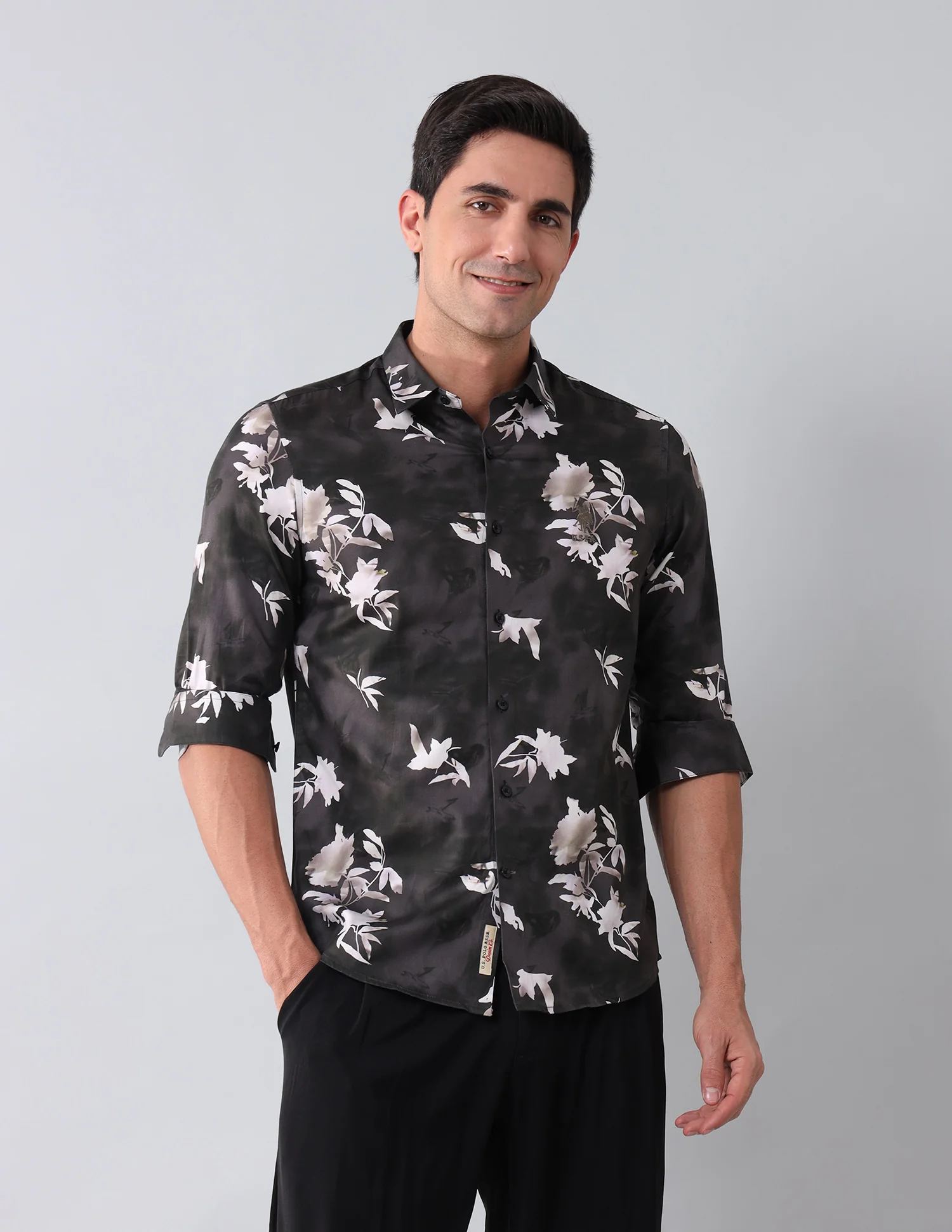 Floral Printed Regular Shirt - Image 6