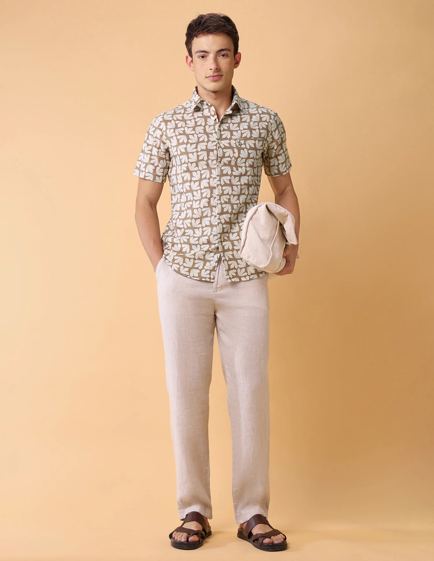 Geometric Printed Regular Fit Shirt - Image 3