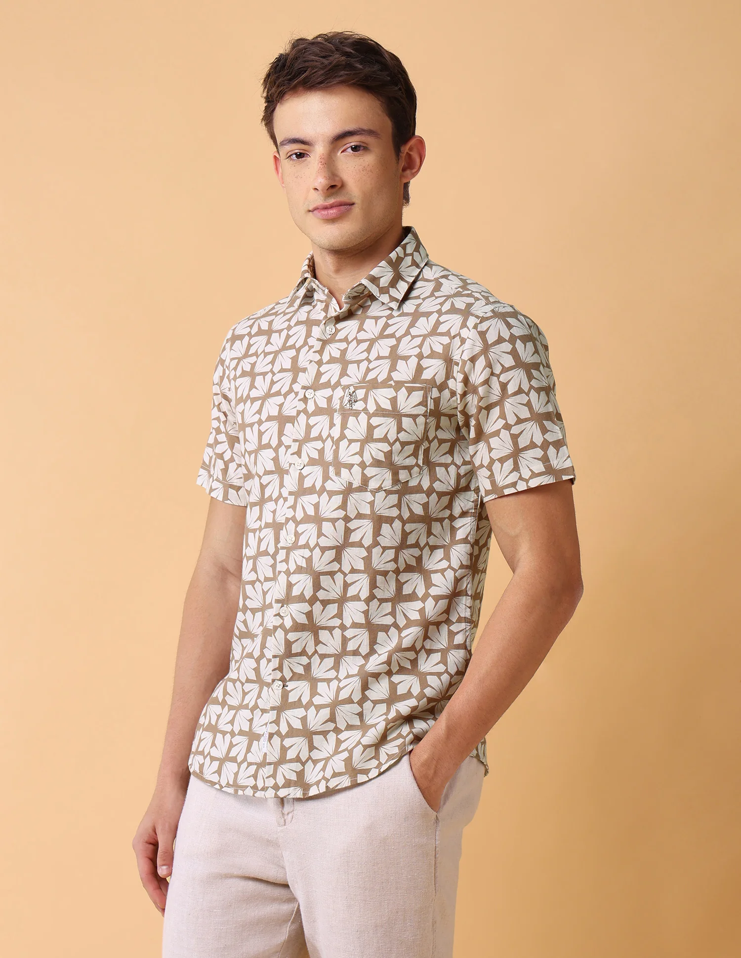 Geometric Printed Regular Fit Shirt - Image 4