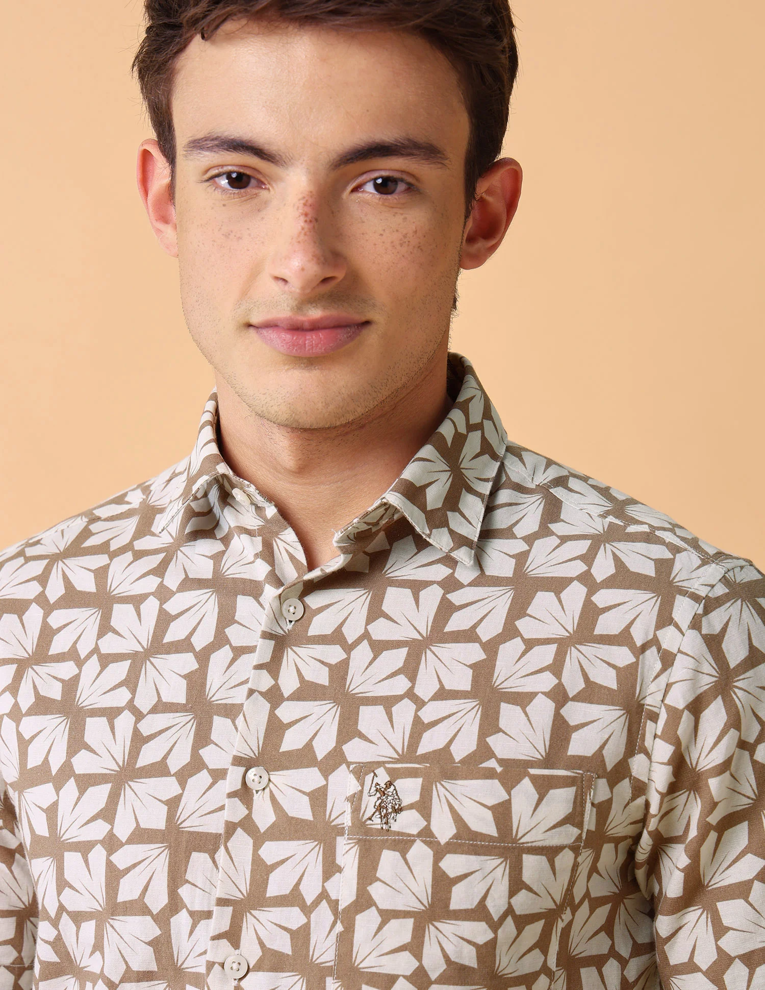 Geometric Printed Regular Fit Shirt - Image 7