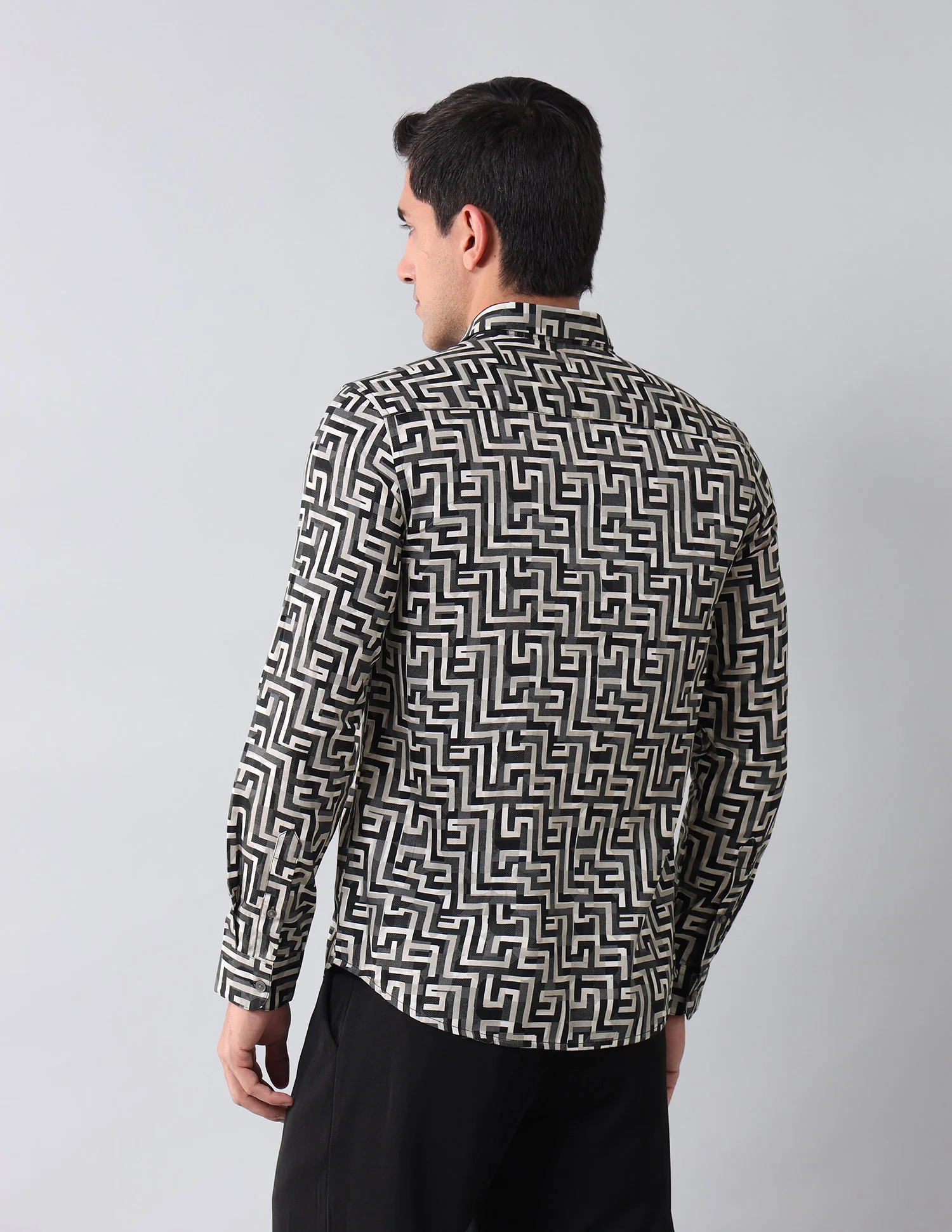 Geometric Printed Regular Shirt - Image 5