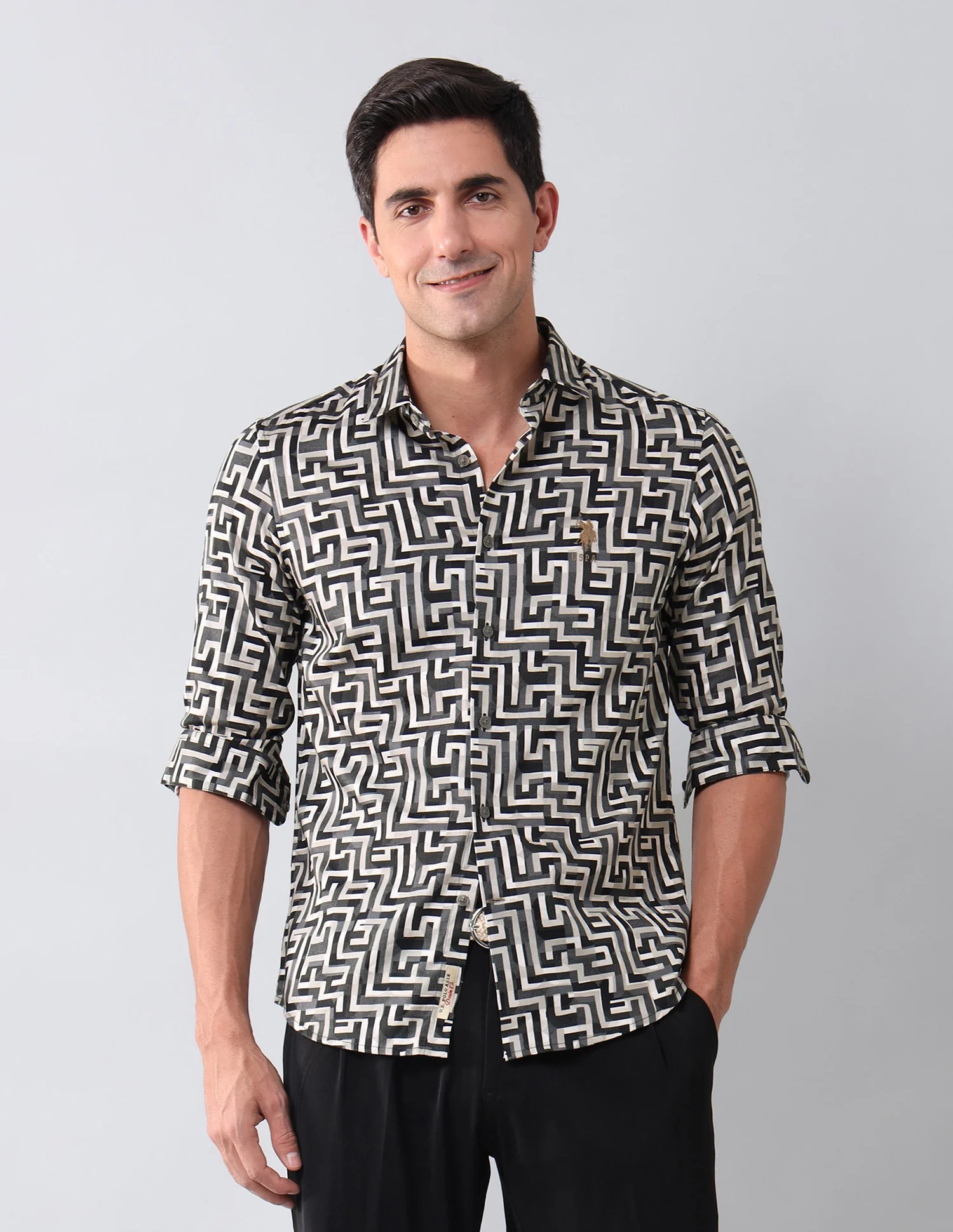 Geometric Printed Regular Shirt - Image 9