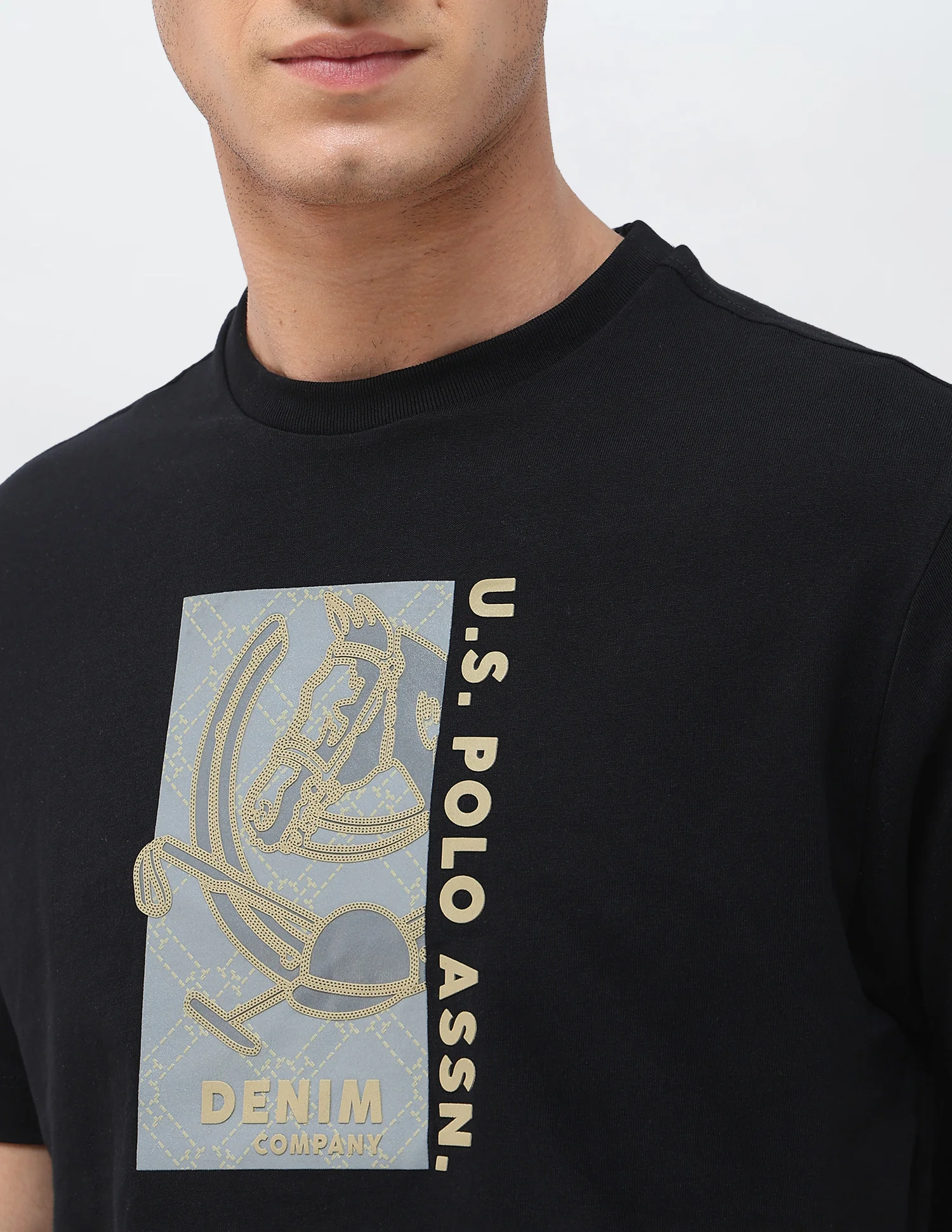 Graphic Brand Embossed Slim Fit T-Shirt - Image 7