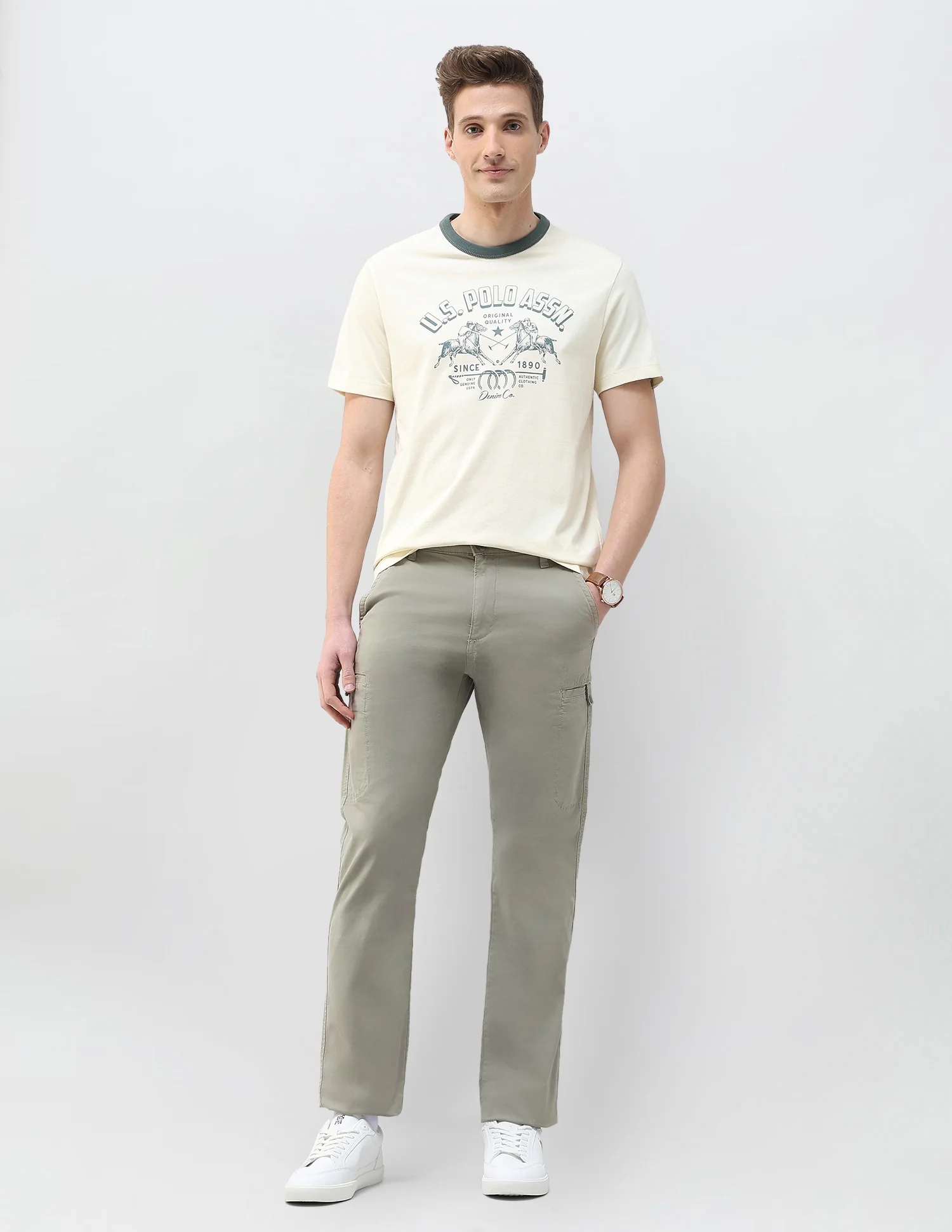 Graphic Brand Printed Motel On The Coast T-Shirt - Image 3
