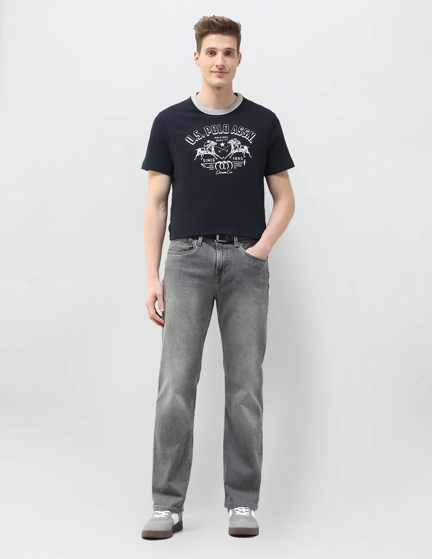 Graphic Brand Printed Motel On The Coast T-Shirt - Image 3