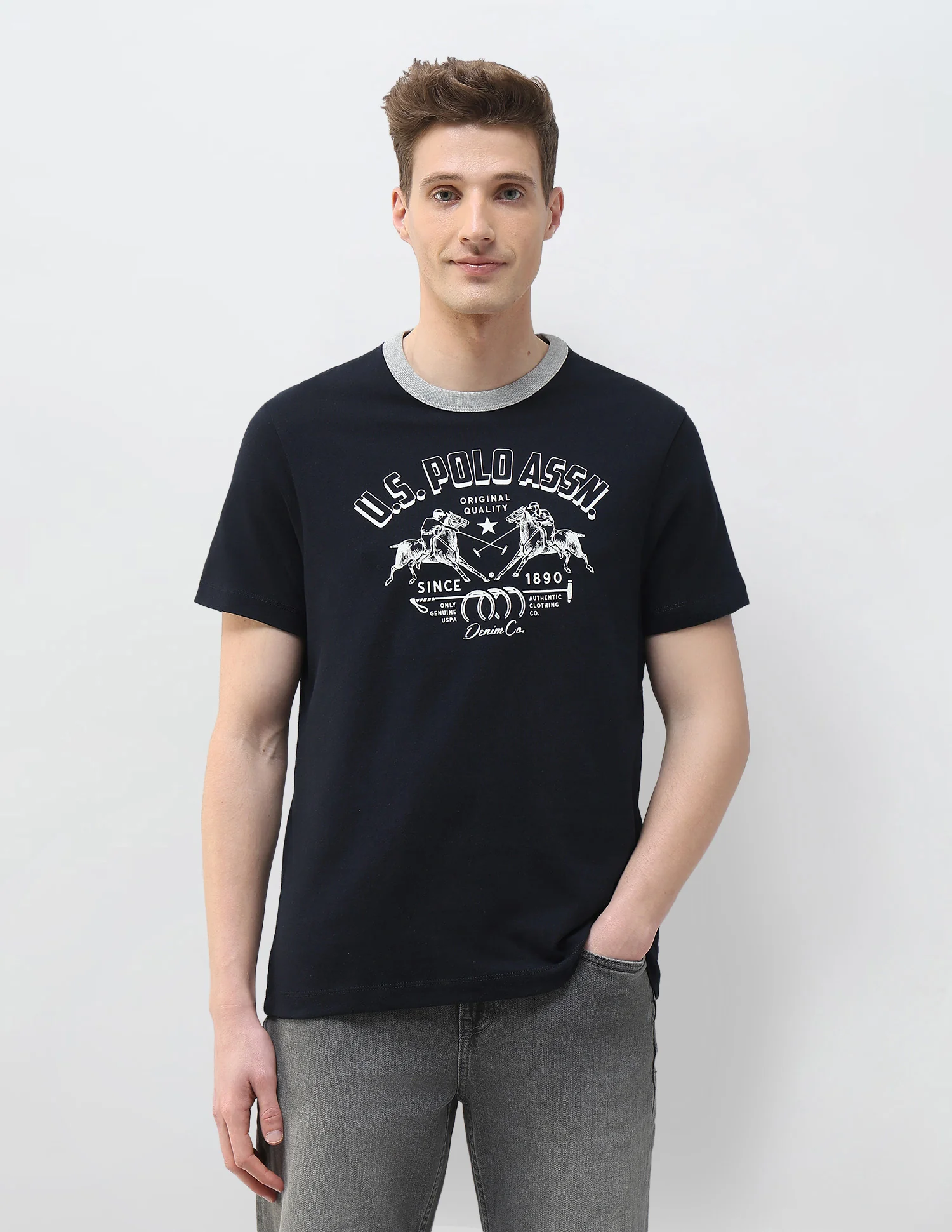 Graphic Brand Printed Motel On The Coast T-Shirt - Image 6