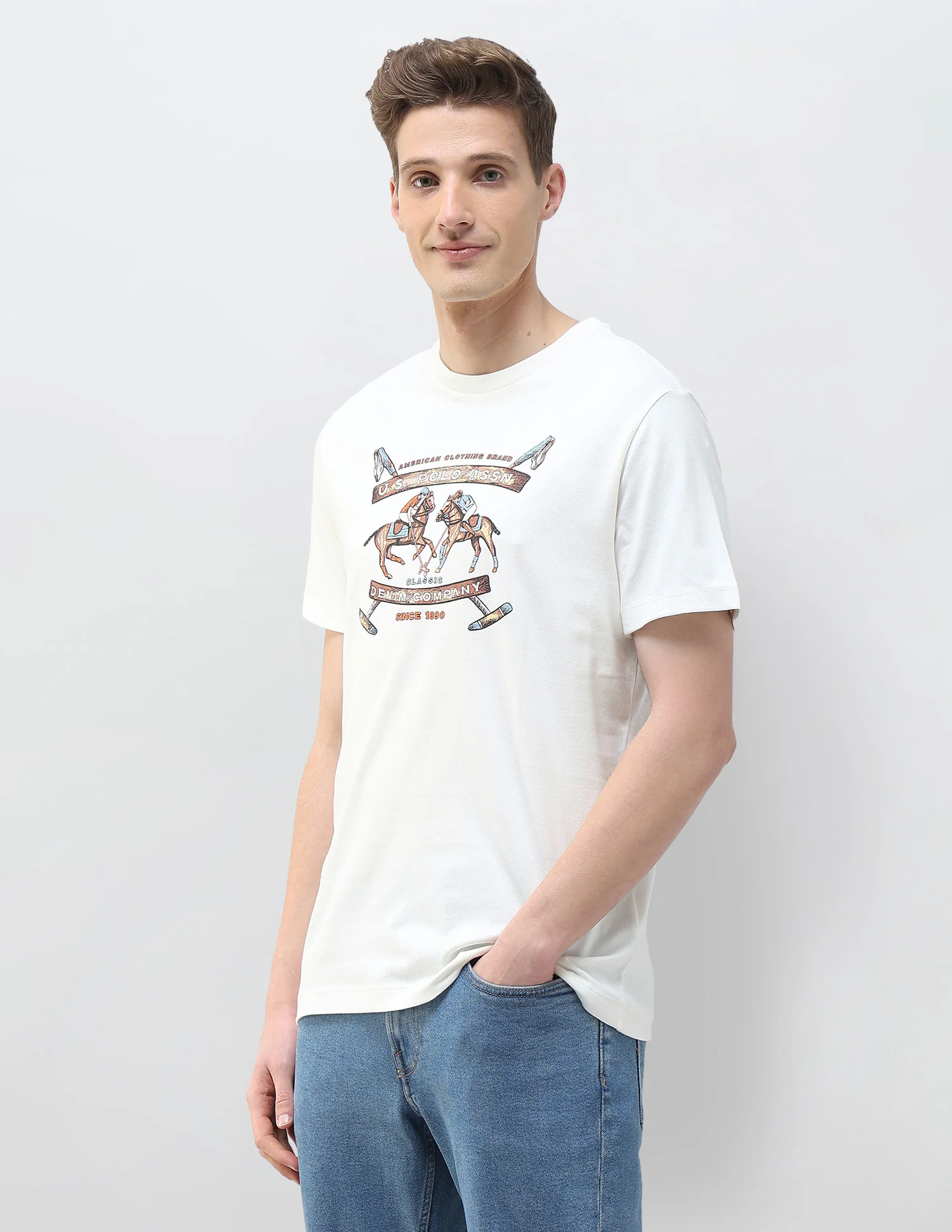 Graphic Brand Printed Motel On The Coast T-Shirt - Image 4