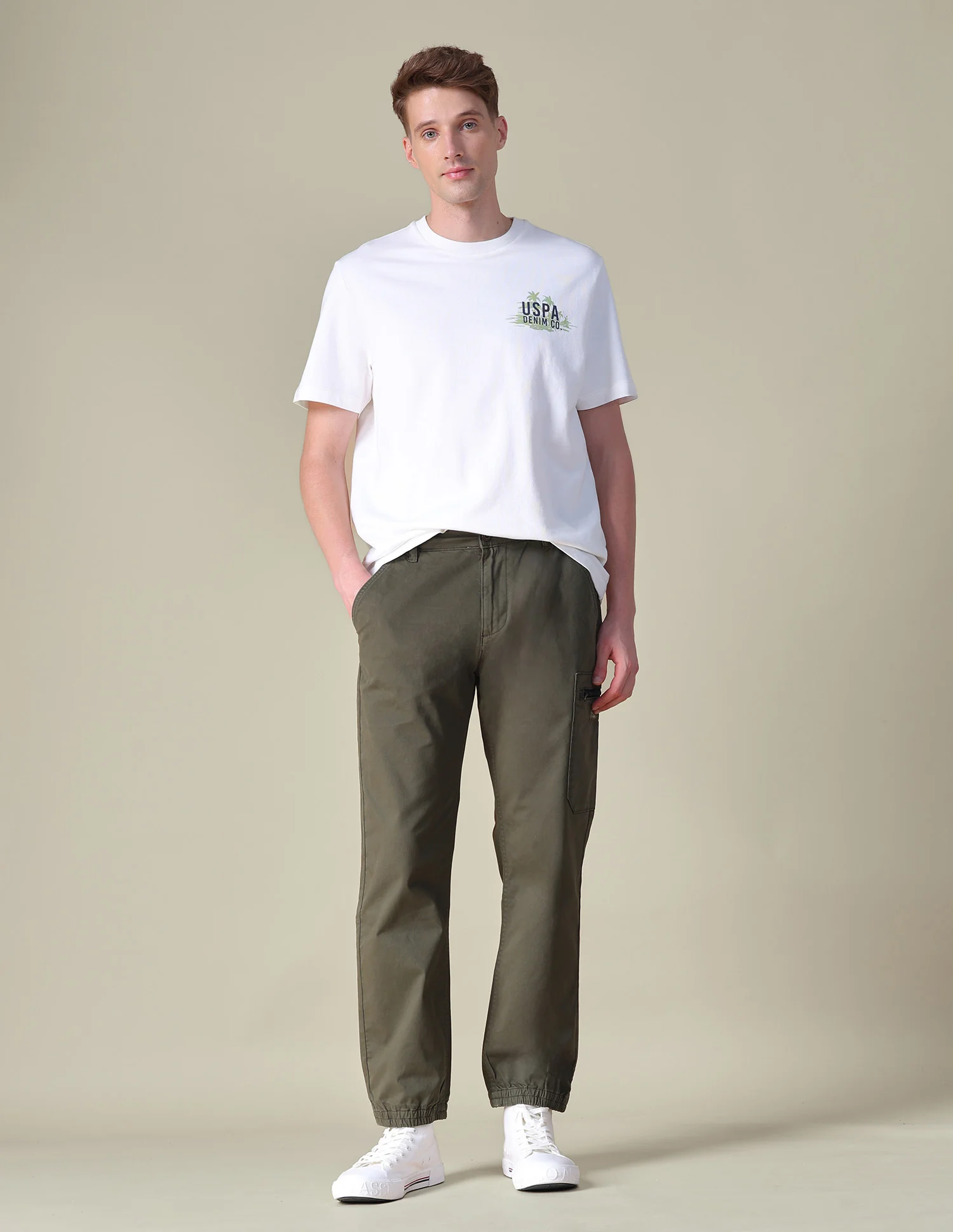 Graphic Brand Printed Relaxed Fit T-Shirt - Image 3