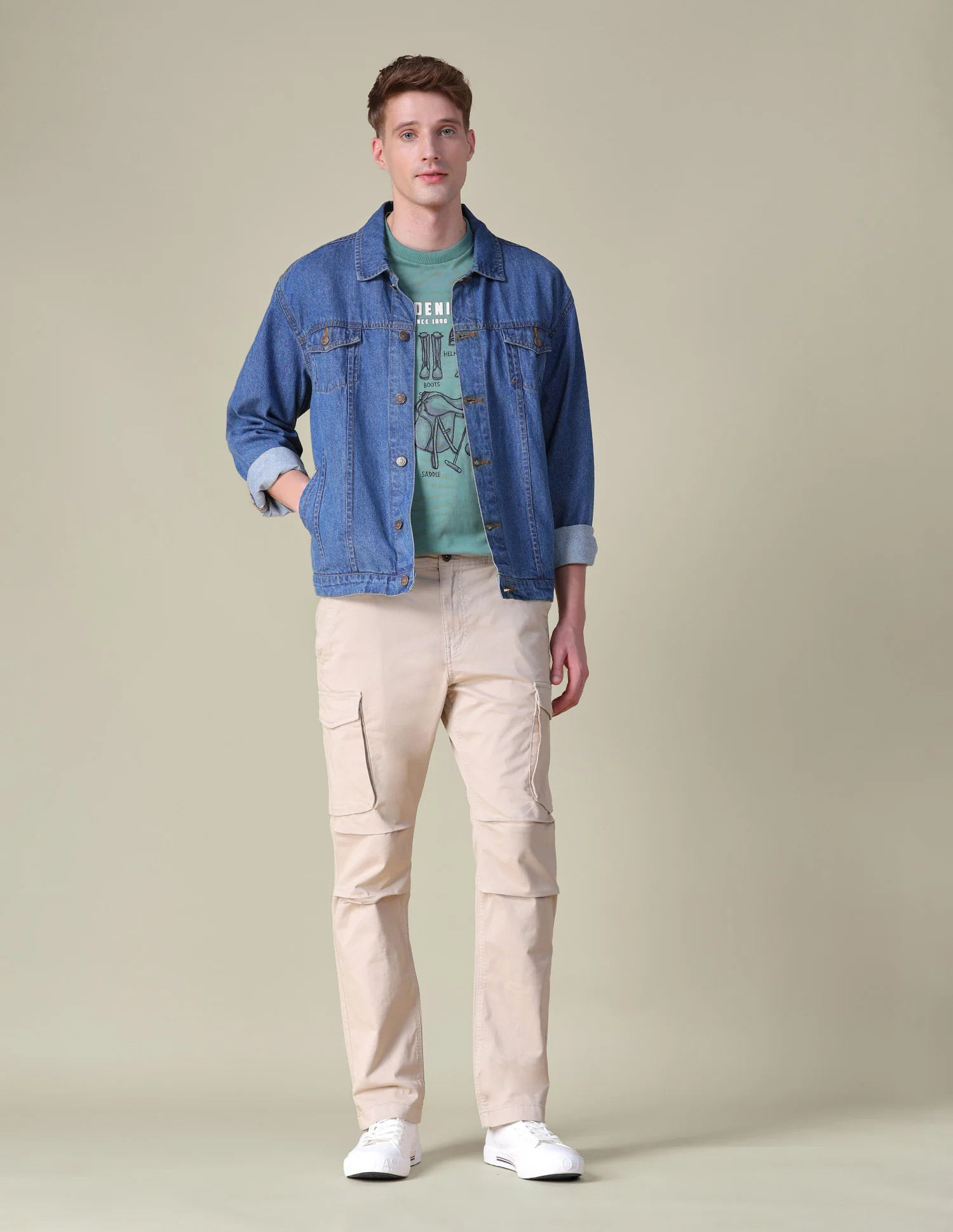 Graphic Brand Printed Slim Fit T-Shirt - Image 3