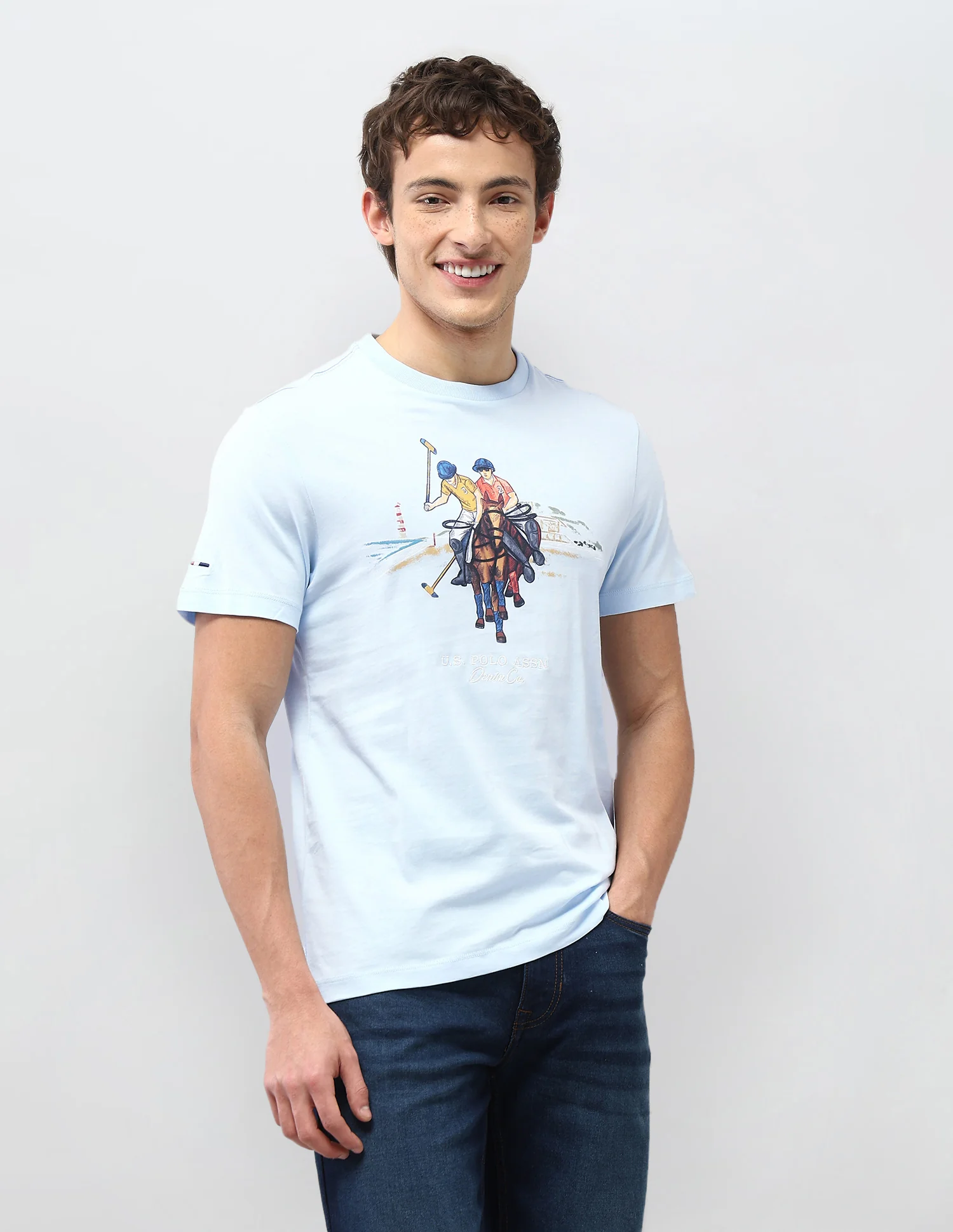 Graphic Printed Motel On The Coast T-Shirt - Image 4