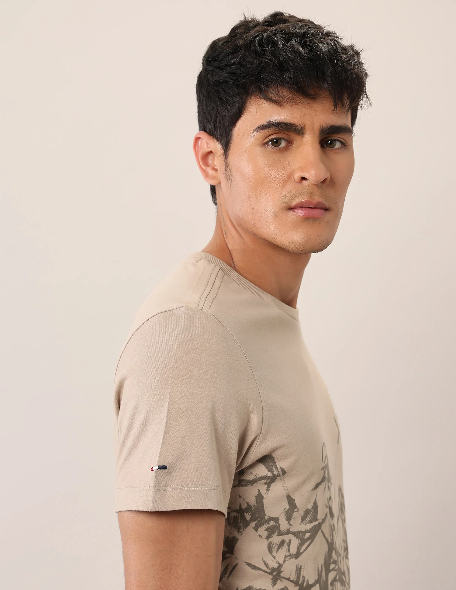 Graphic Printed Muscle Fit T-Shirt - Image 8