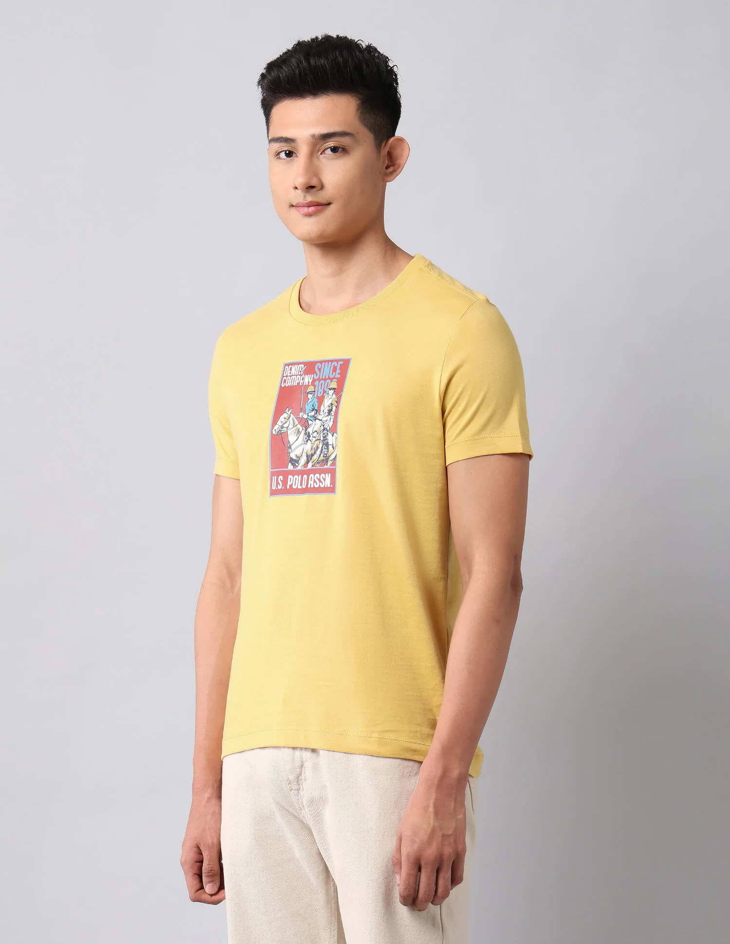 Graphic Printed Muscle Fit T-Shirt - Image 4