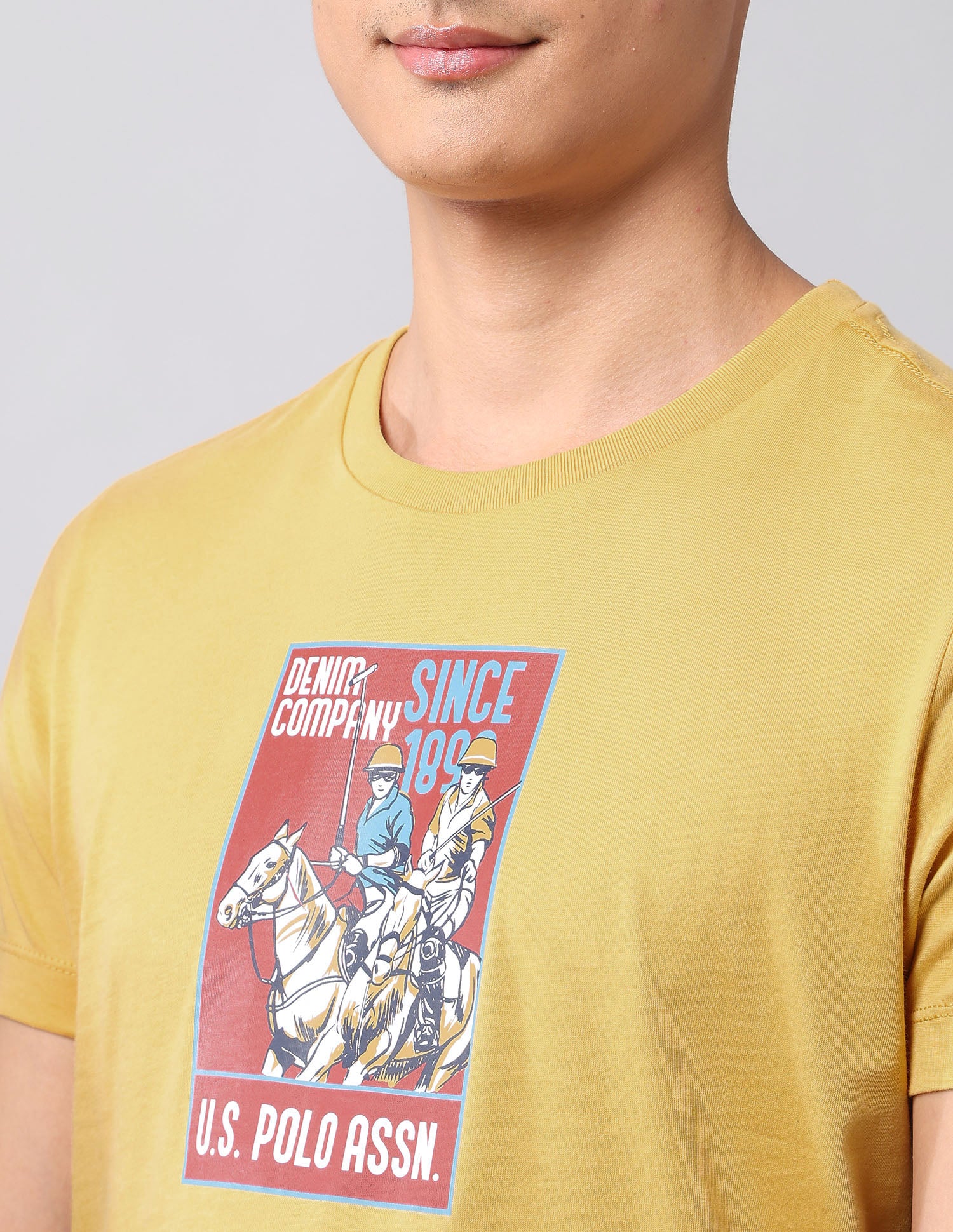 Graphic Printed Muscle Fit T-Shirt - Image 7