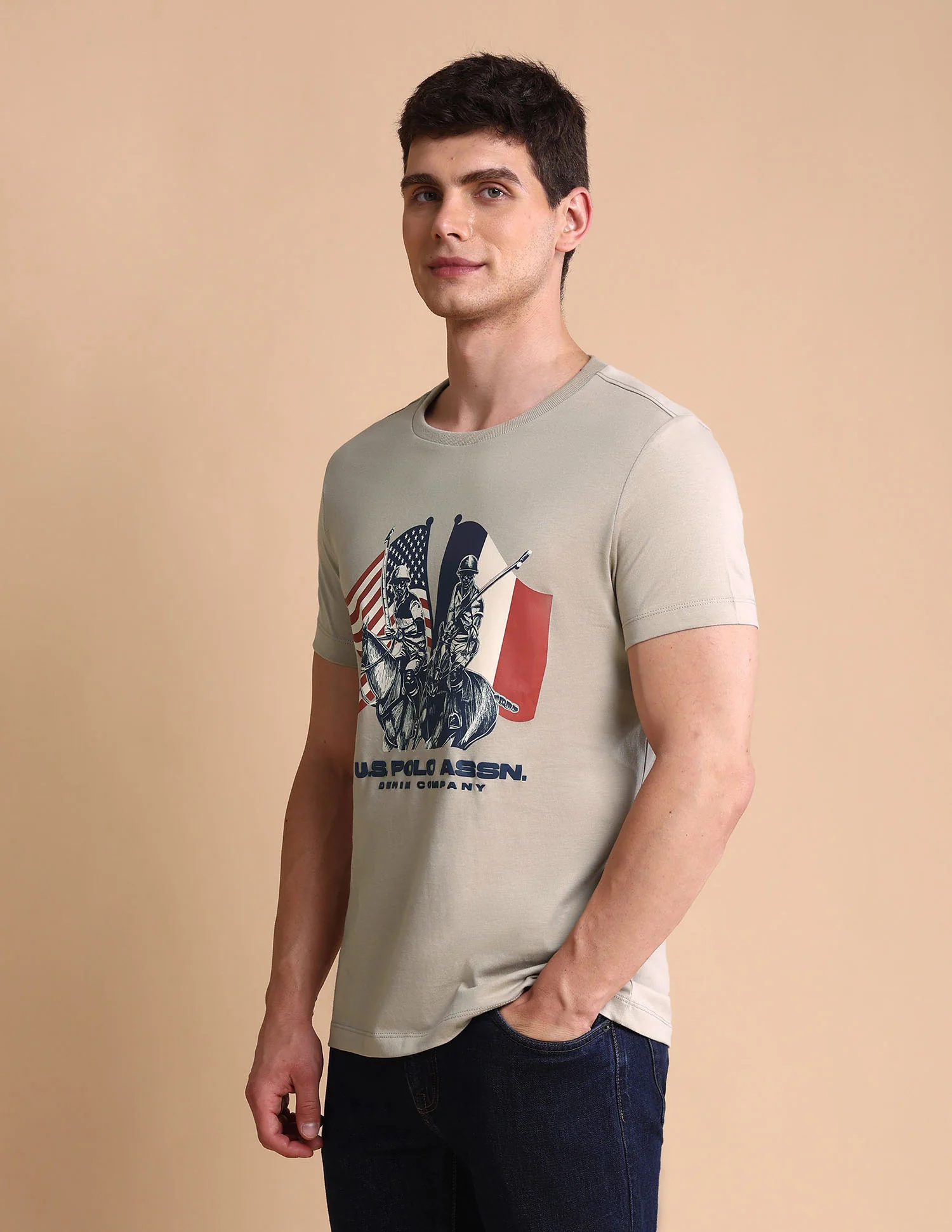 Graphic Printed Muscle Fit T-Shirt - Image 4