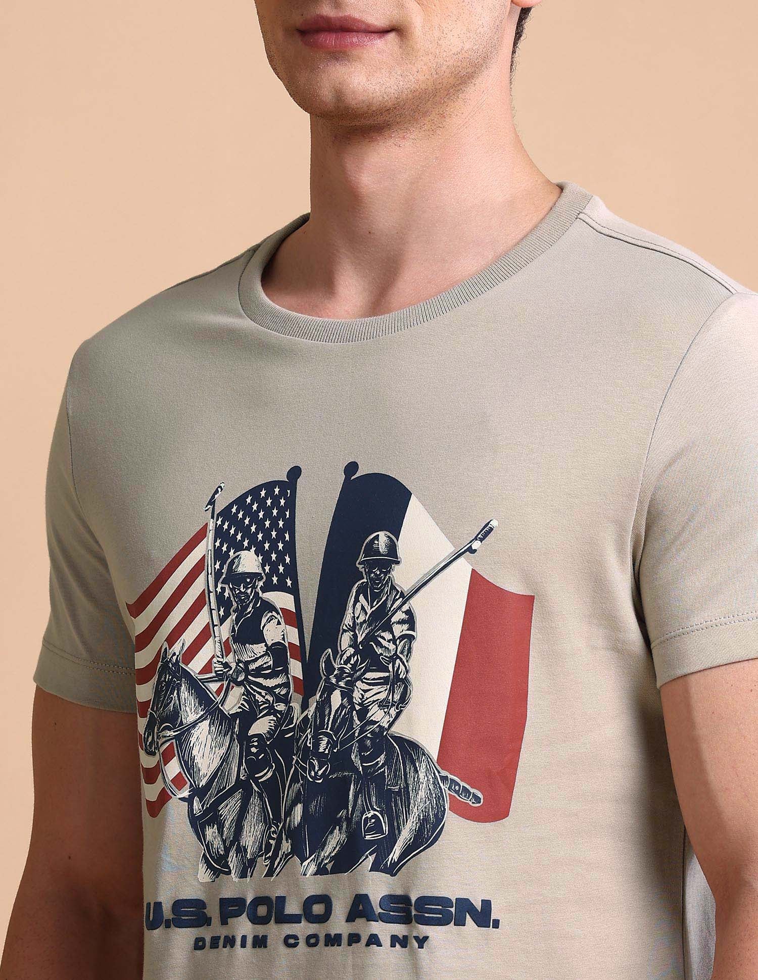 Graphic Printed Muscle Fit T-Shirt - Image 7