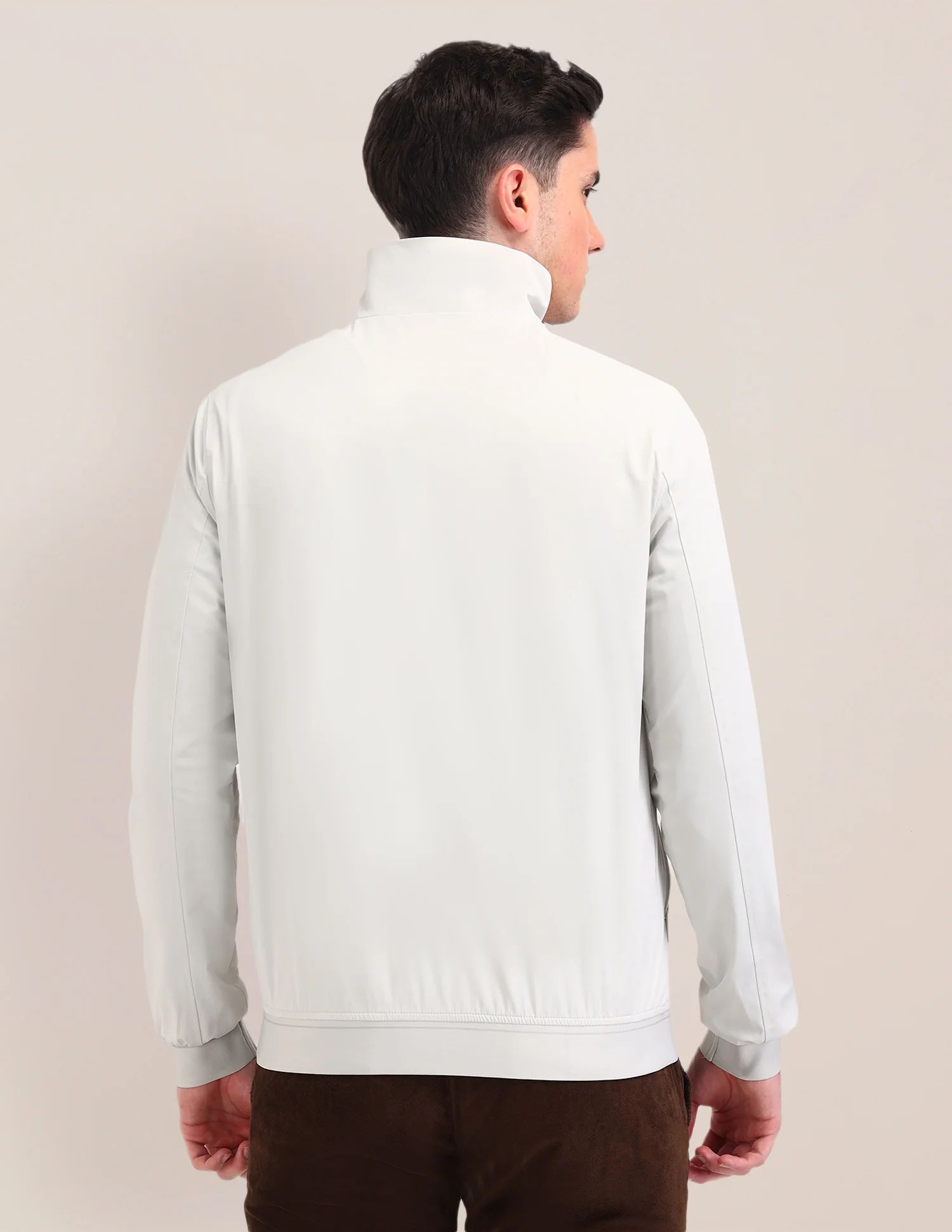 Graphic Printed Regular Fit Jacket - Image 5