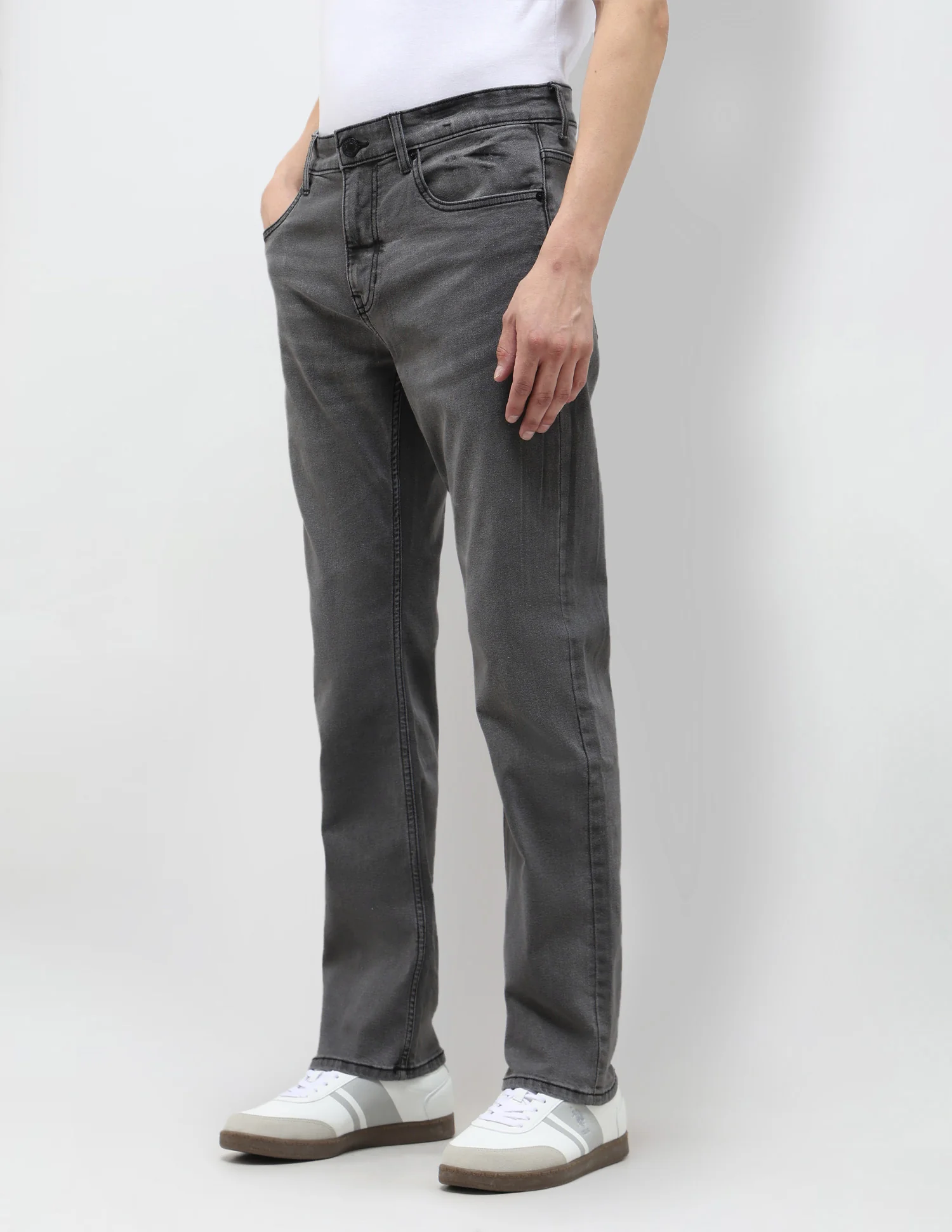 Harold Slim Straight Fit Black Jeans - Image 4