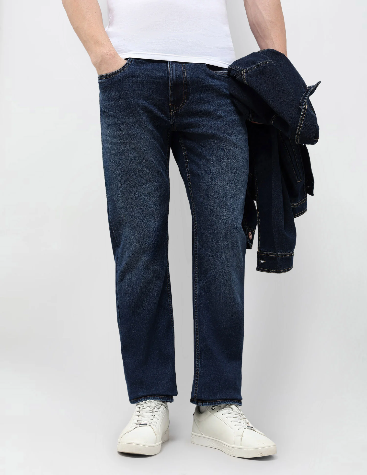 Harold Slim Straight Fit Blue Jeans