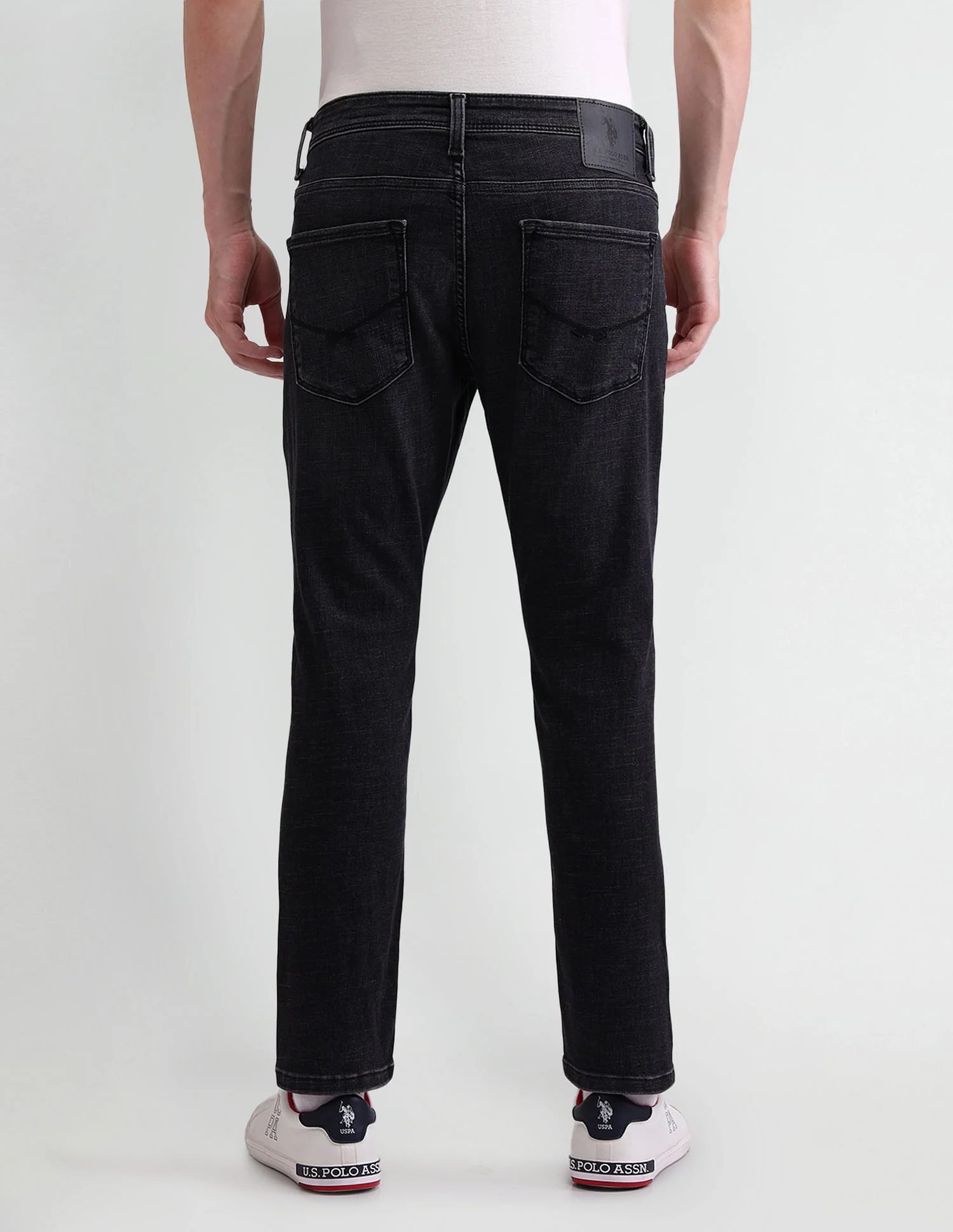 Henry Tapered Black Jeans - Image 5