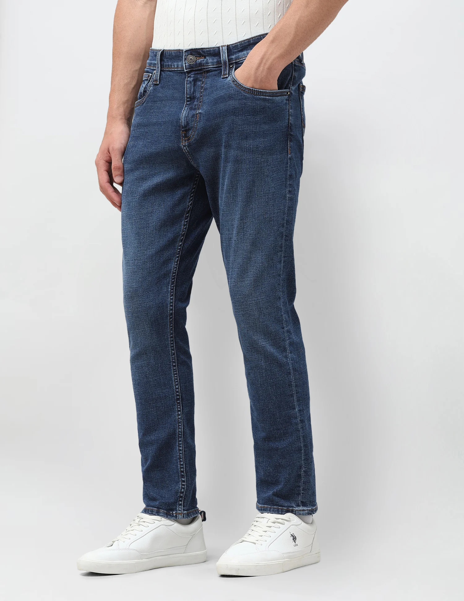 Henry Tapered Cropped Fit Blue Jeans - Image 4